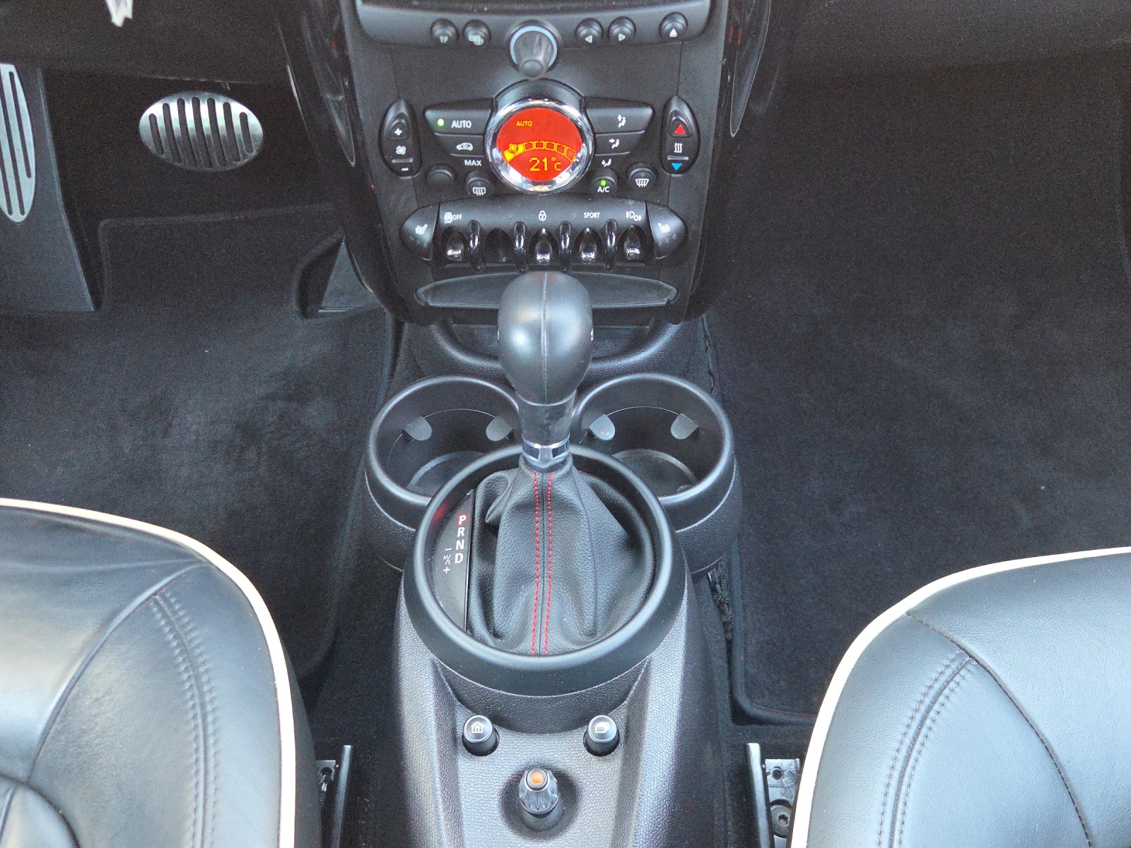 MINI Countryman Cooper S ALL4 Steptronic-image-13
