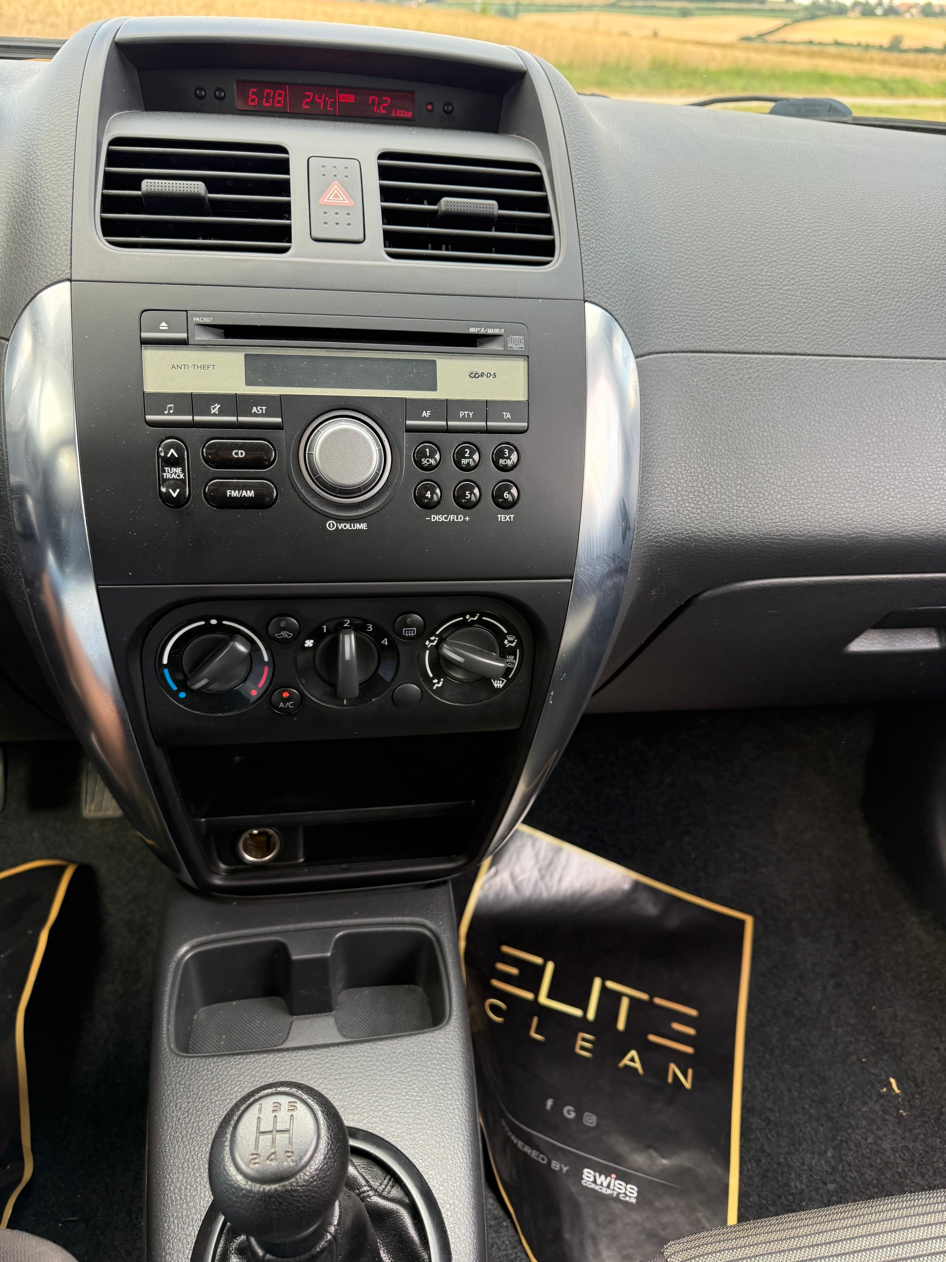 FIAT Sedici 1.6 4WD Emotion-image-12