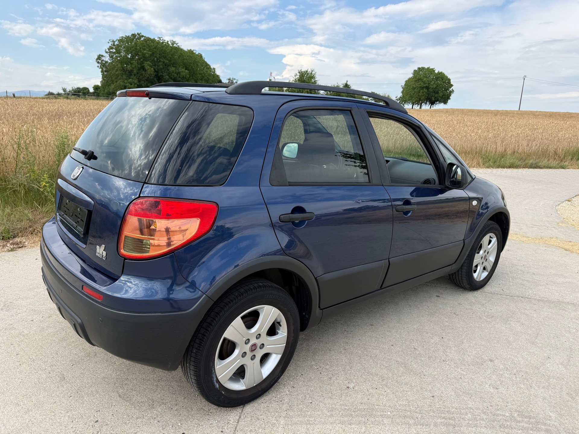 FIAT Sedici 1.6 4WD Emotion-image-4