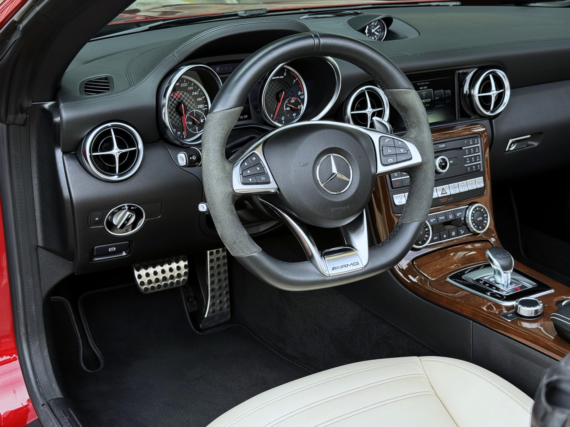 MERCEDES-BENZ SLC 43 AMG 9G-Tronic "DESIGNO" 390PS - *ABSOLUT NEUWERTIG* - *WAHNSINNS-AUSSTATTUNG* - *GRATIS-SERVICE & GARANTIE*-image-18