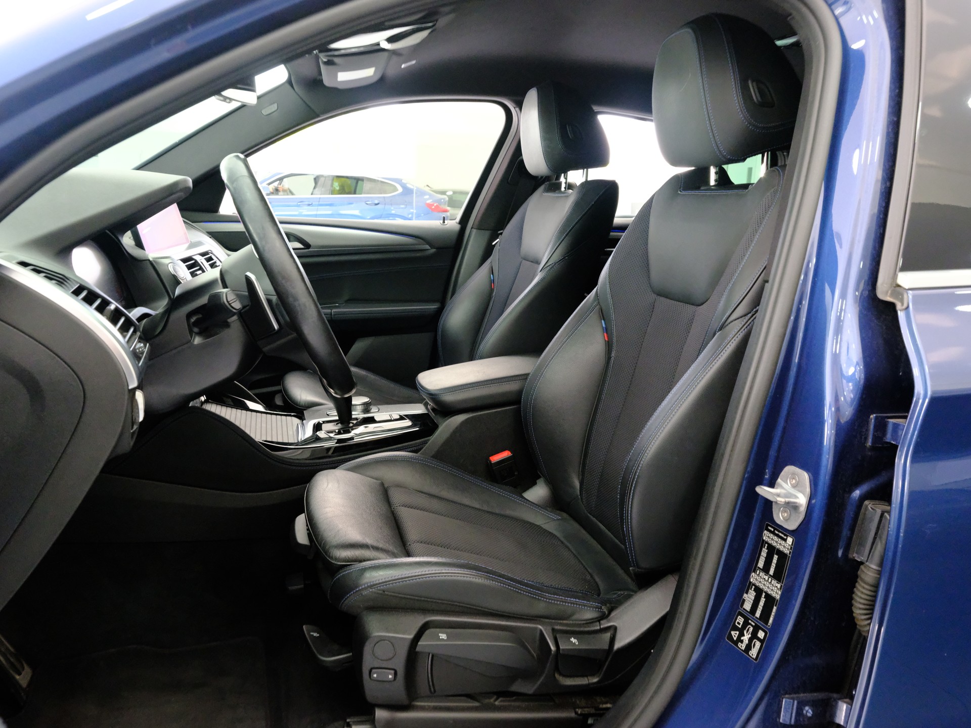 BMW X4 xDrive 20d M Sport Steptronic-image-10