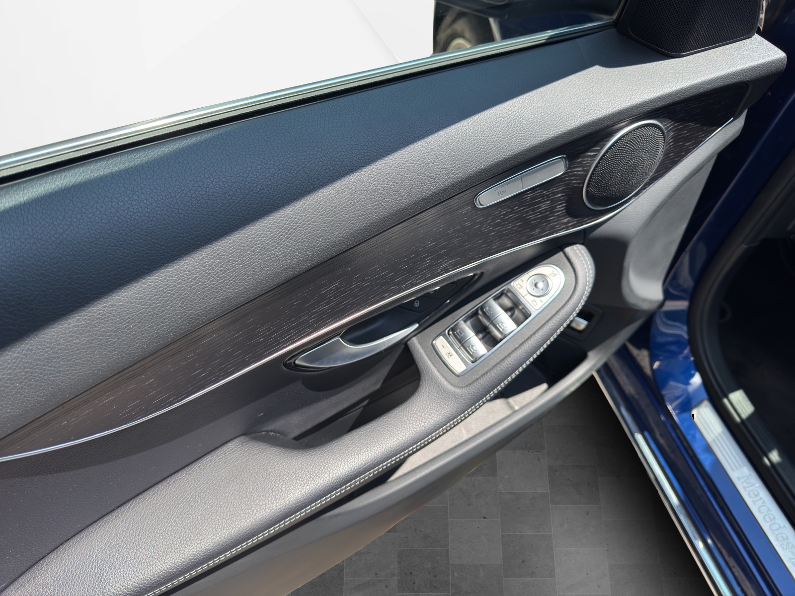 MERCEDES-BENZ C 220 d Swiss Star 4M 9G-Tronic-image-16