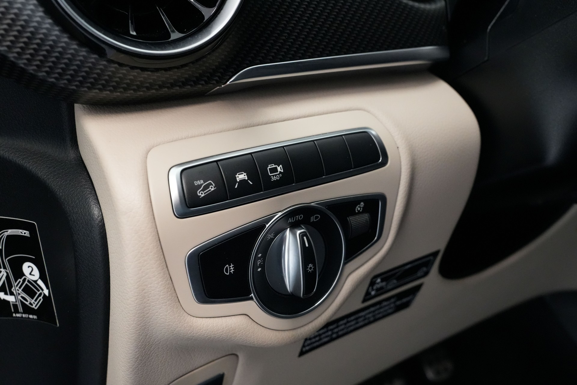 MERCEDES-BENZ Marco Polo 300 d 4M Automat-image-11