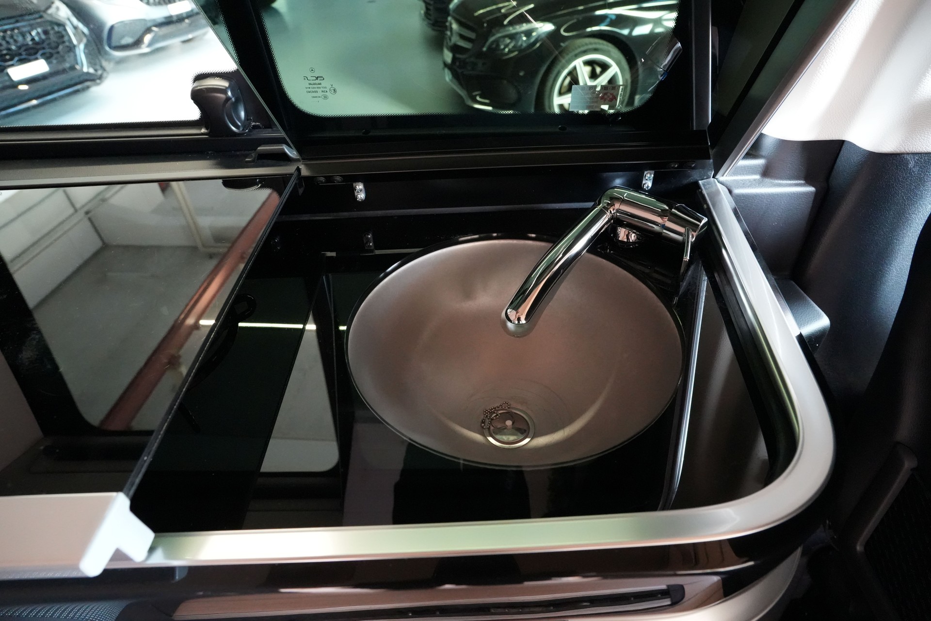 MERCEDES-BENZ Marco Polo 300 d 4M Automat-image-23