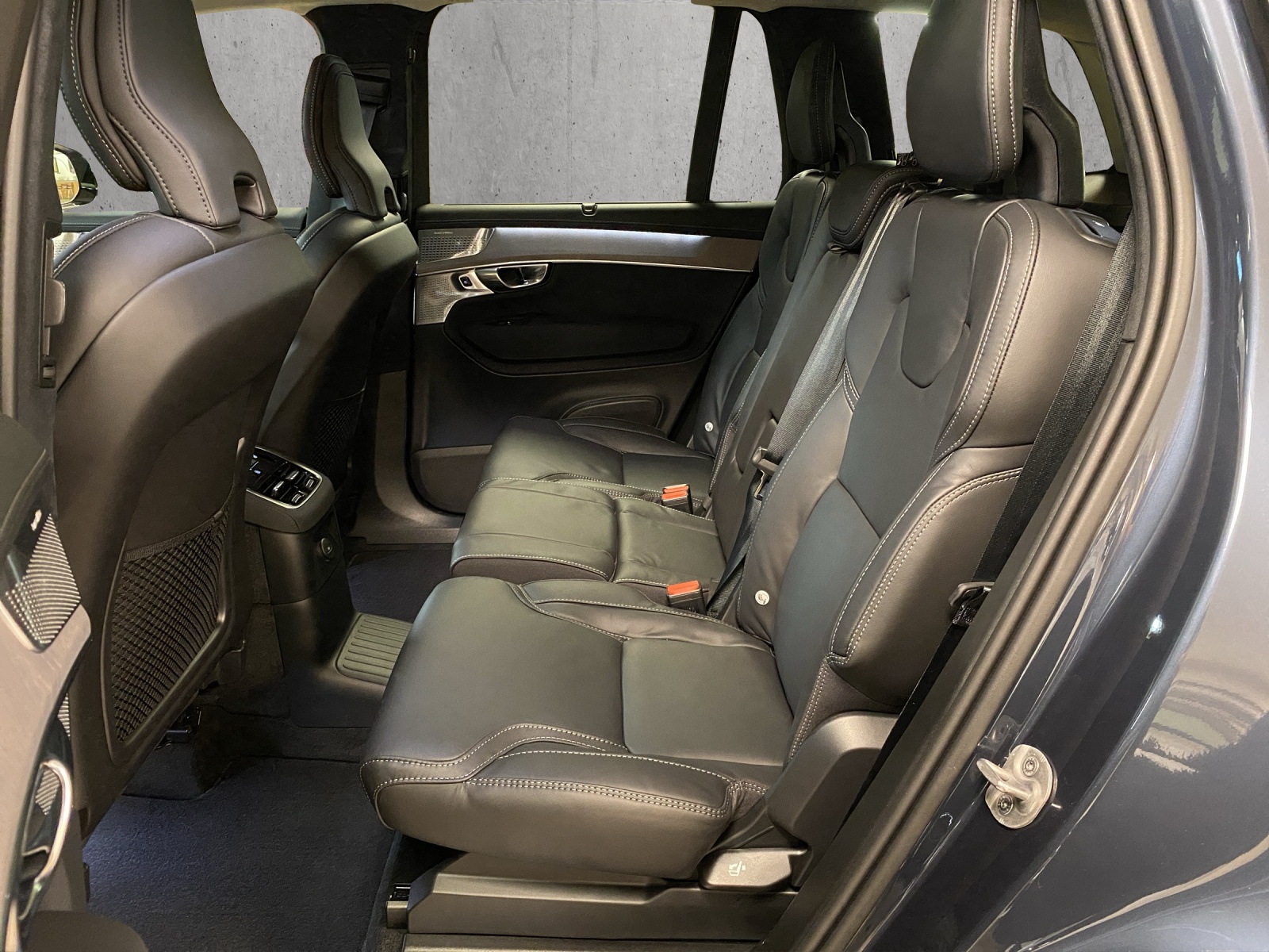 VOLVO XC90 T8 eAWD PluginHybrid Ultra Dark Xclusive Geartronic-image-13