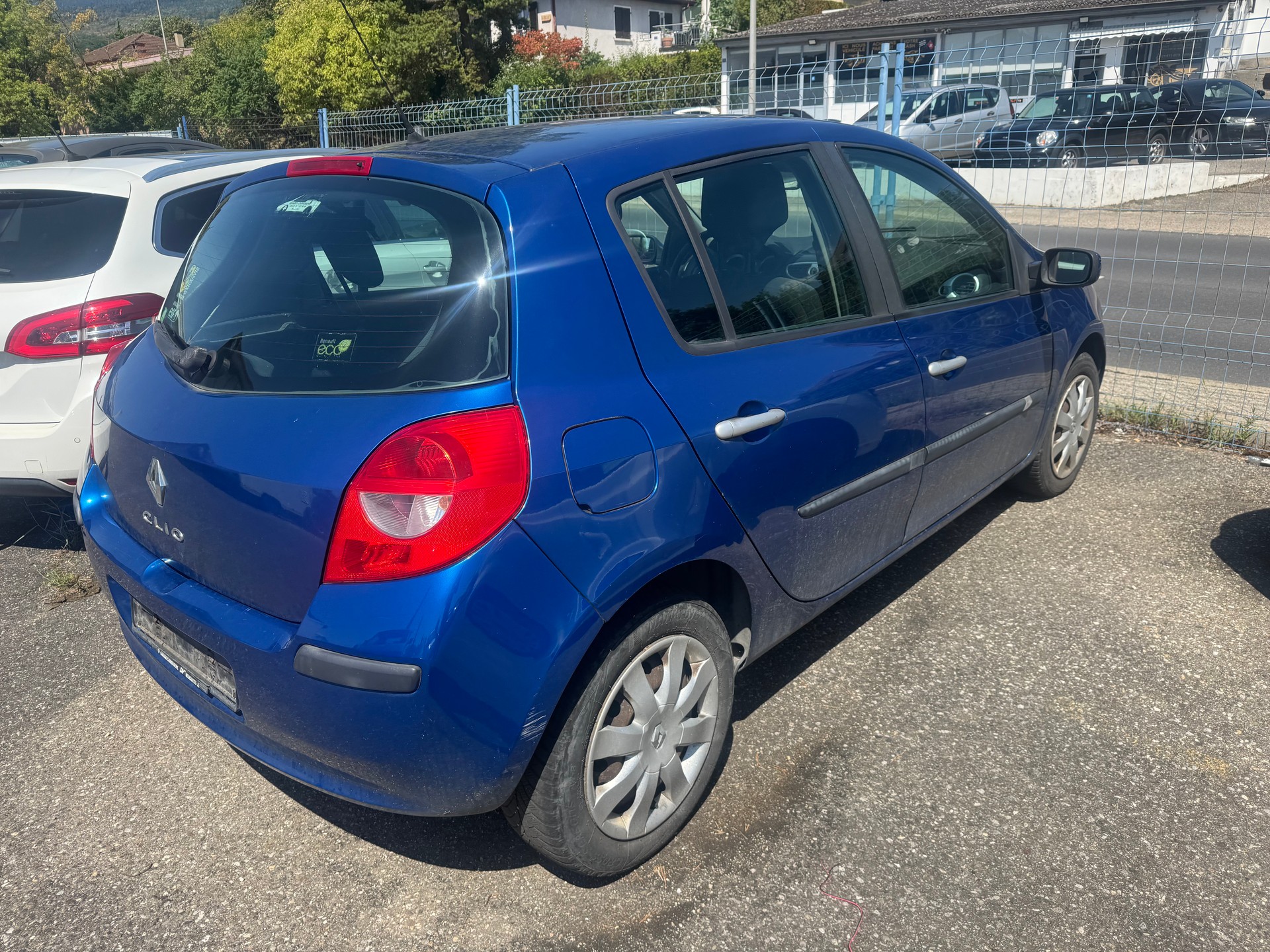 RENAULT Clio 1.2 16V Turbo Dynamique-image-2