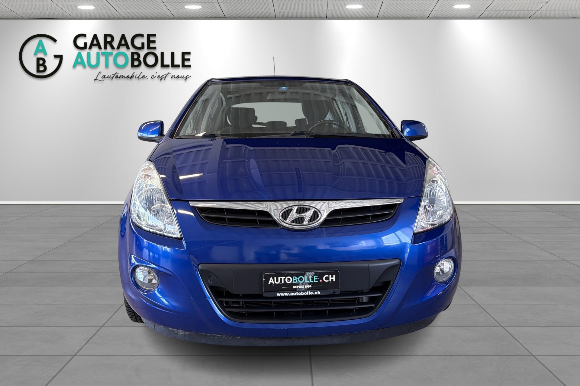 HYUNDAI i20 1.4 Style Automatic-image-1