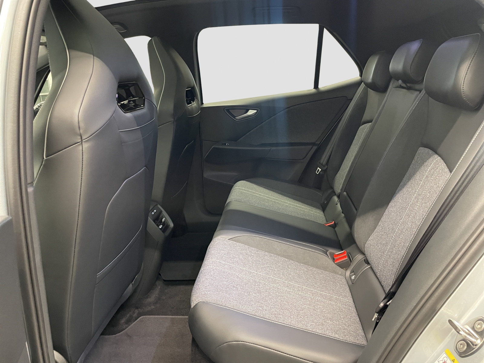 VW ID.3 Neo 58 kWh 190 PS Style-image-12