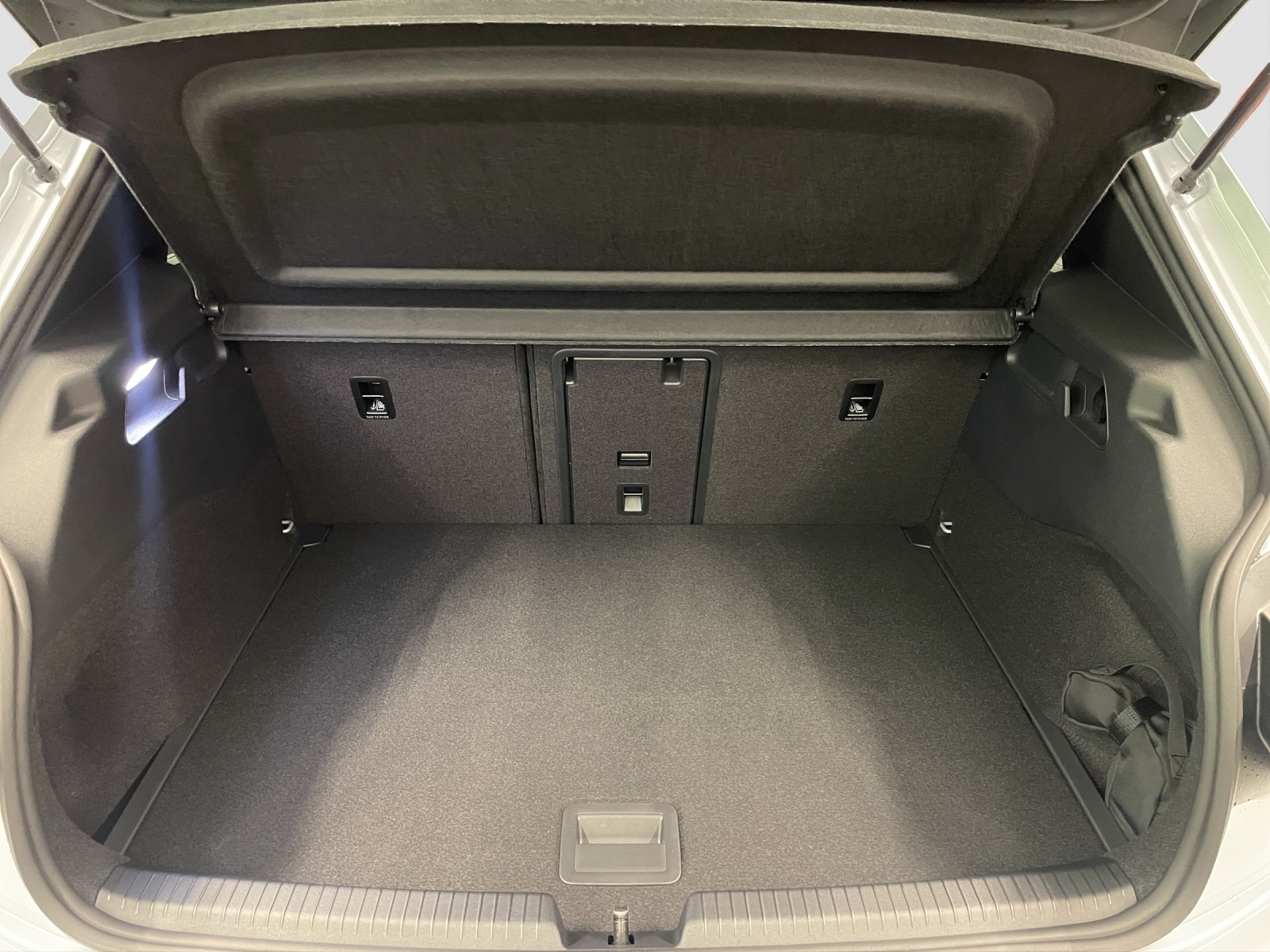 VW ID.3 Neo 58 kWh 190 PS Style-image-14
