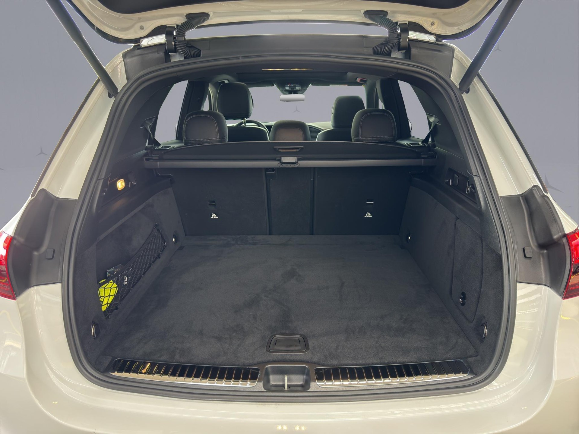 MERCEDES-BENZ GLE 450 d AMG Line 4matic-image-17