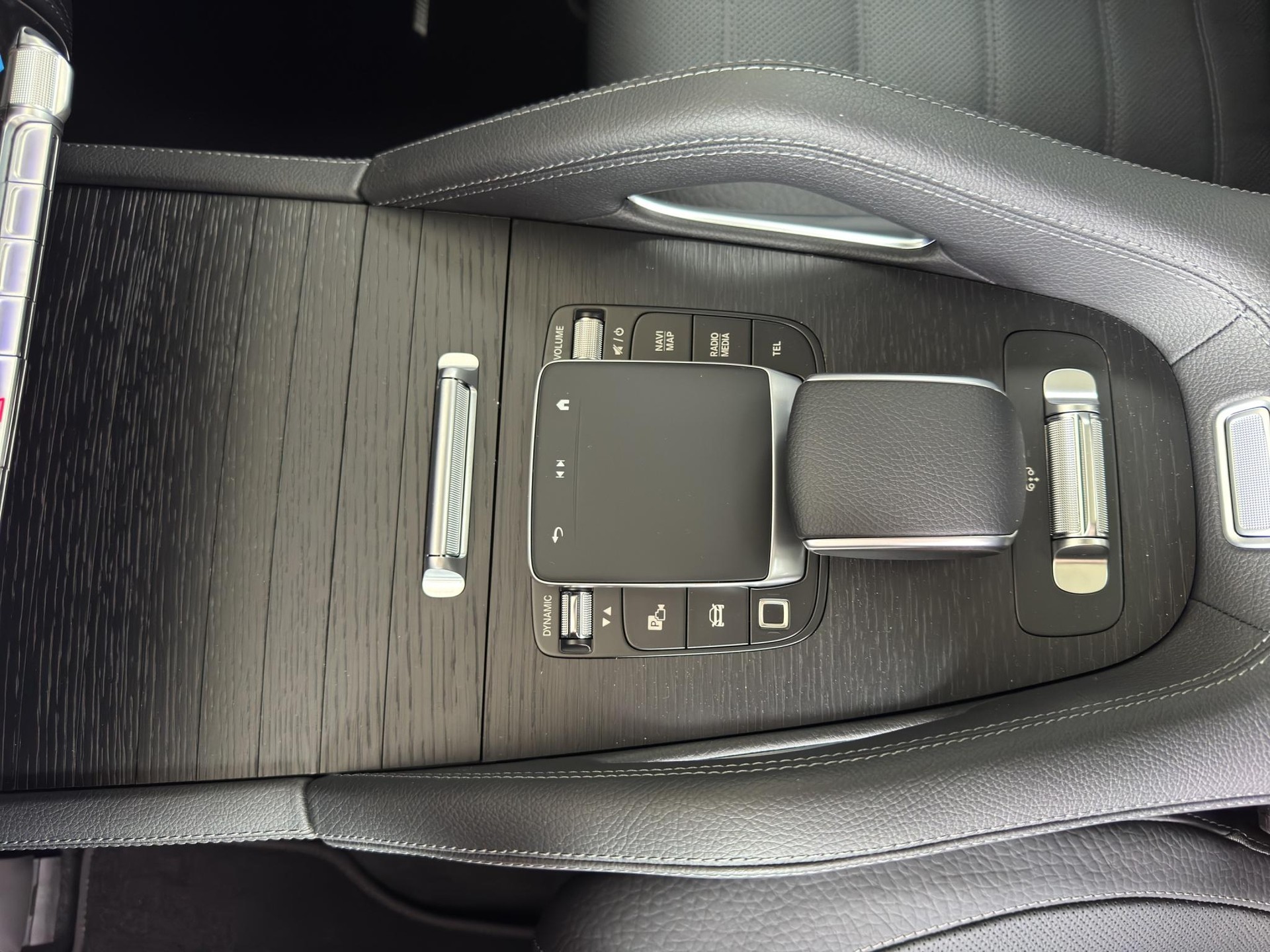 MERCEDES-BENZ GLE 450 d AMG Line 4matic-image-19