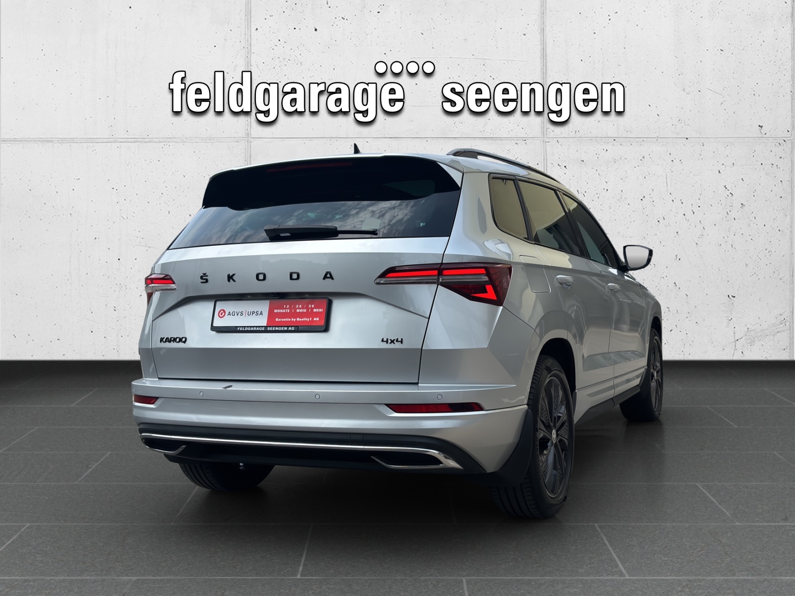 SKODA New Karoq 2.0 TSI SportLine 4x4 DSG mit Leder, Panorama Schiebedach & Standheizung-image-4