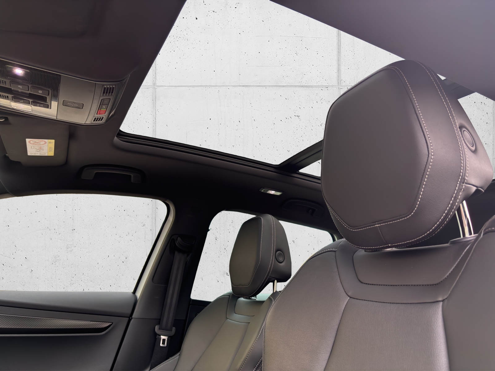 SKODA New Karoq 2.0 TSI SportLine 4x4 DSG mit Leder, Panorama Schiebedach & Standheizung-image-26
