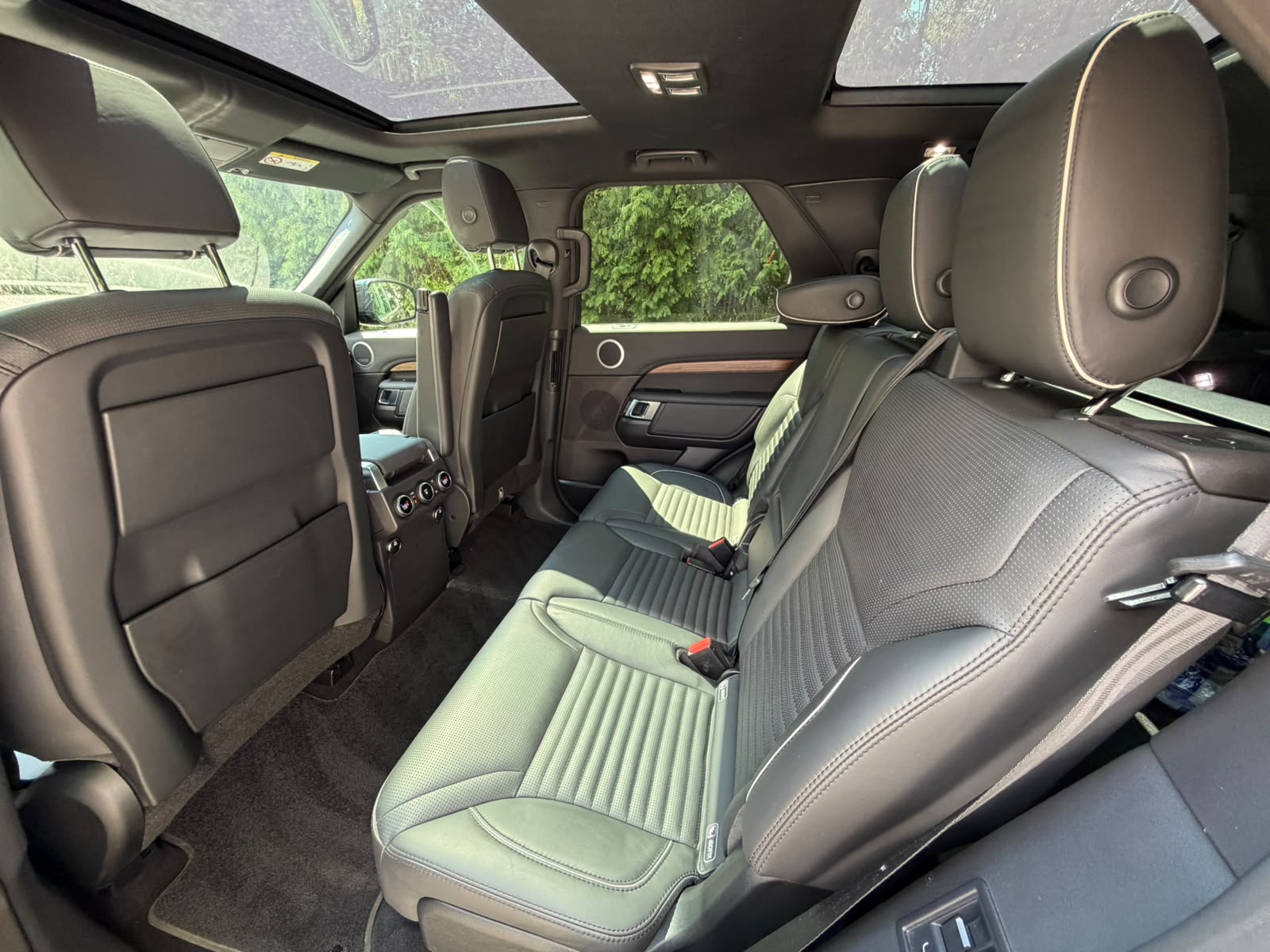 LAND ROVER Discovery 3.0 TD6 HSE Automatic-image-13