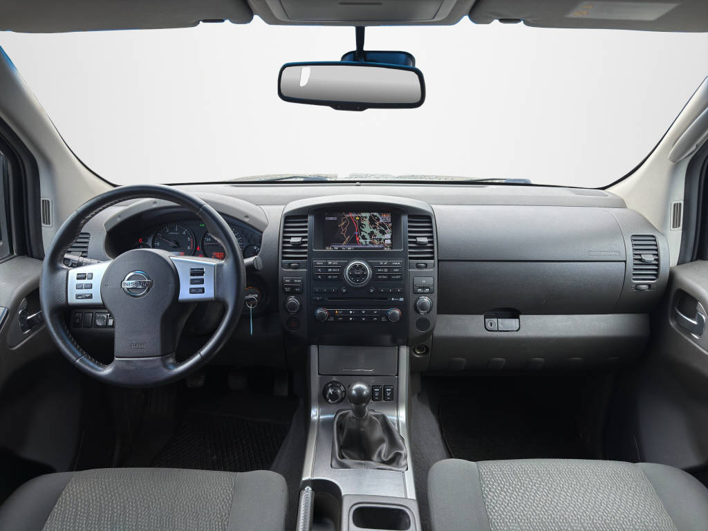 NISSAN Navara 2.5 dCi Double Cab LE-image-10