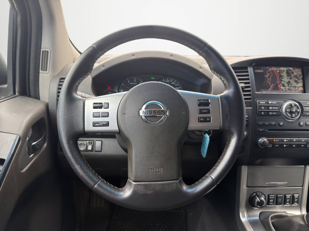 NISSAN Navara 2.5 dCi Double Cab LE-image-9
