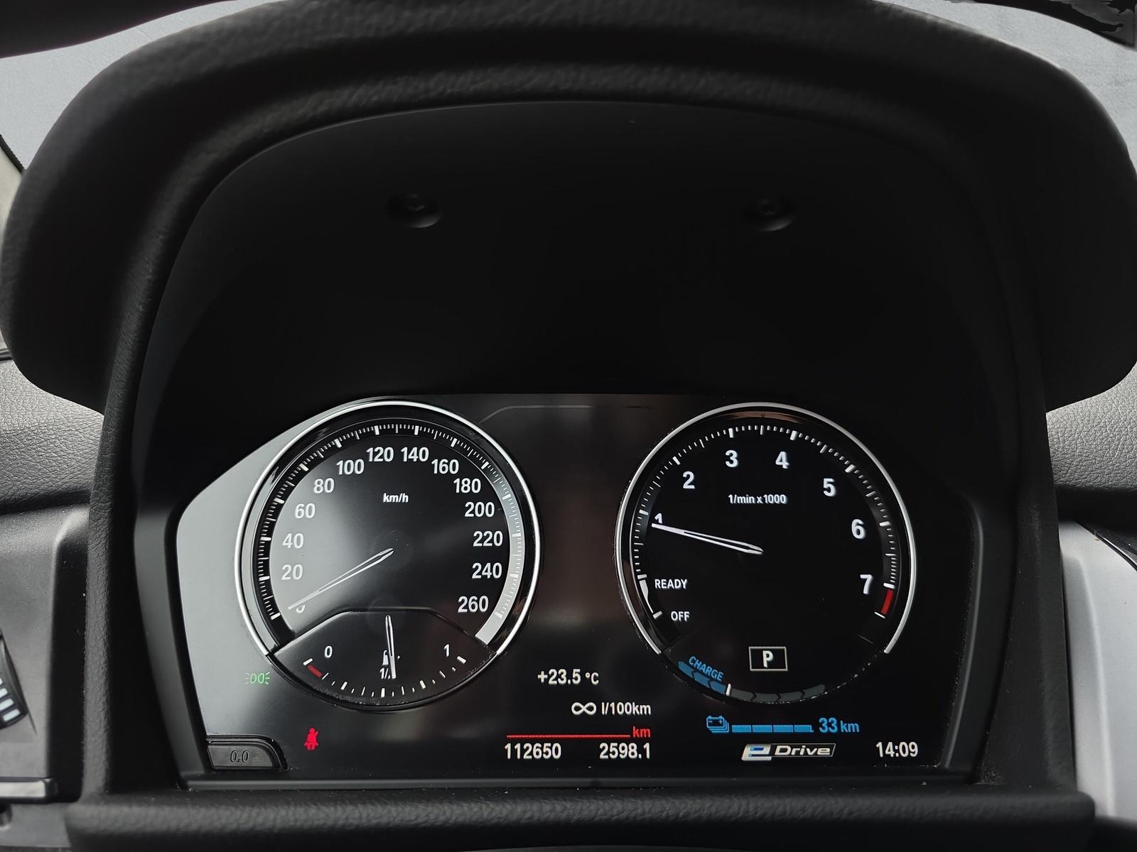 BMW 225xe Active Tourer iPerformance F45 (CH)-image-24