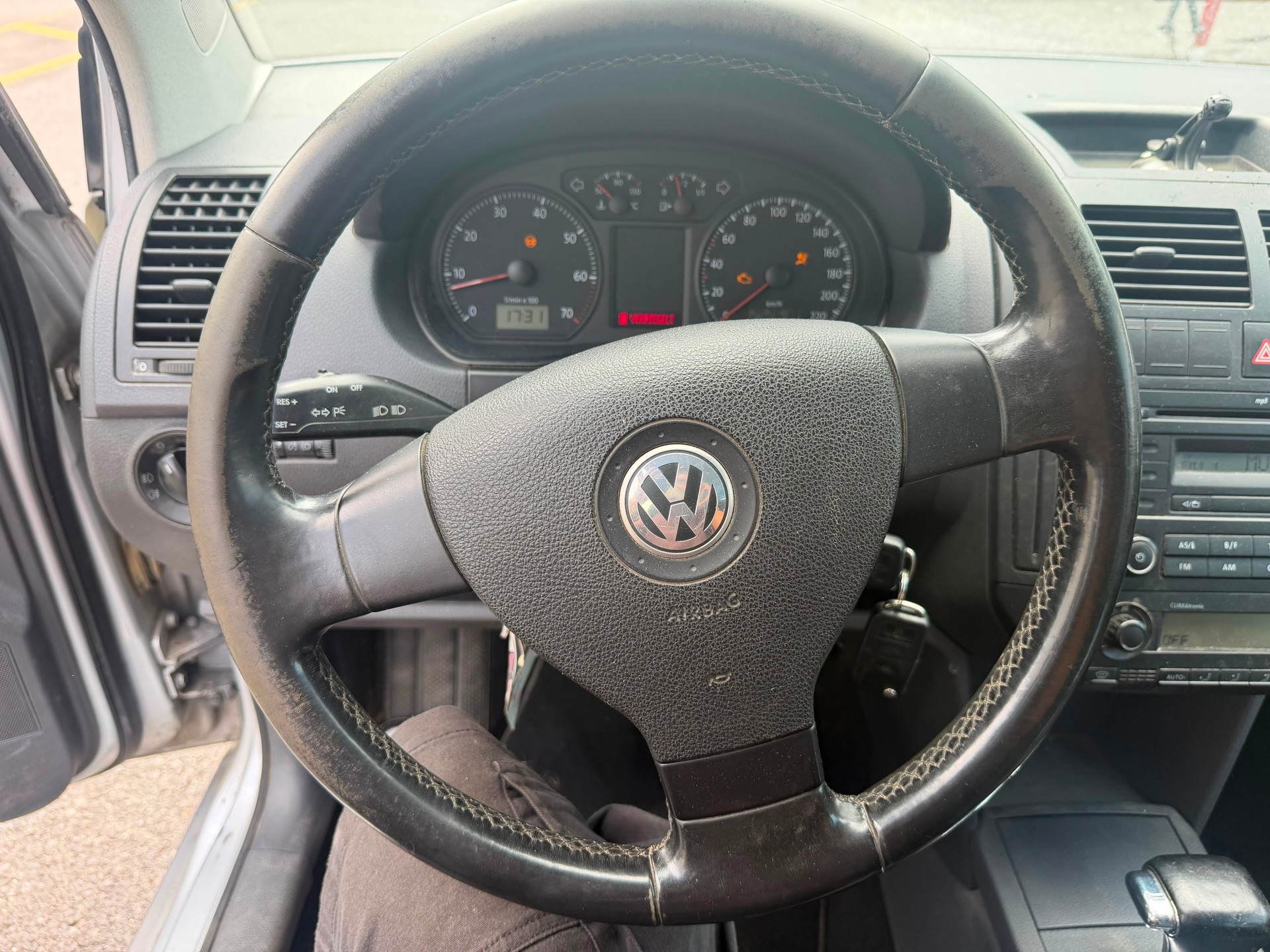 VW Polo 1.6 16V Comfortline-image-9