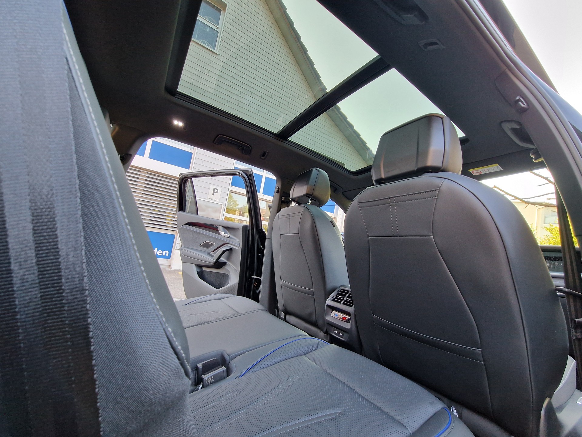 VW Tayron 2.0 TSI R-Line Plus DSG 4Motion mit 5 Jahre 100tkm VW Werksgarantie-image-11
