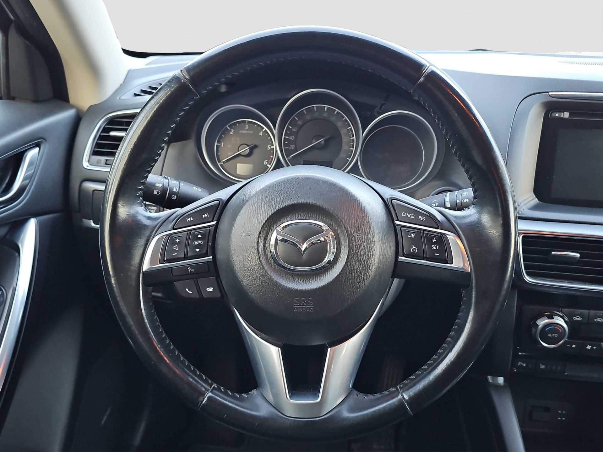MAZDA CX-5 2.2 D HP Revolution AWD Automatic-image-11