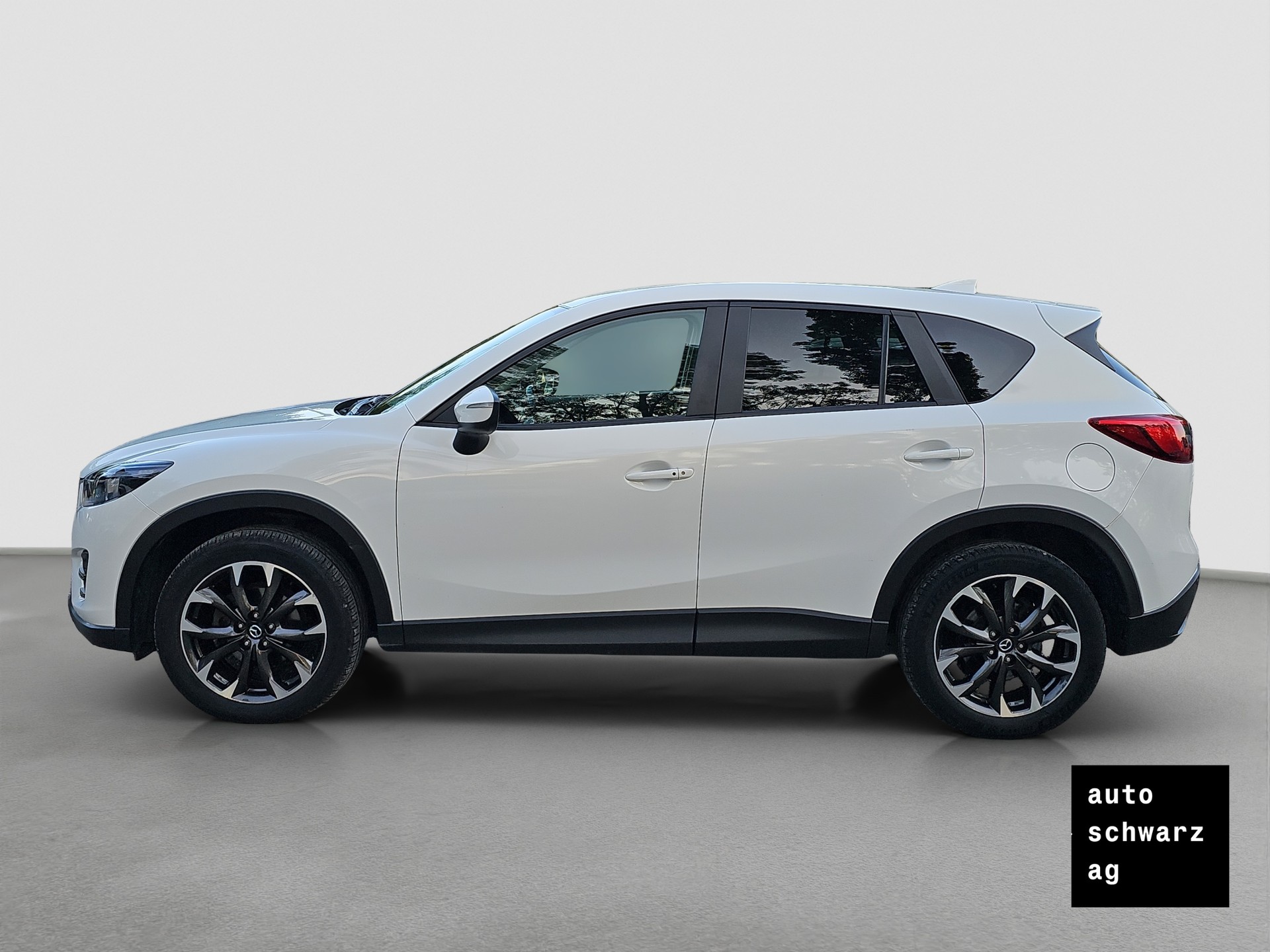 MAZDA CX-5 2.2 D HP Revolution AWD Automatic-image-2
