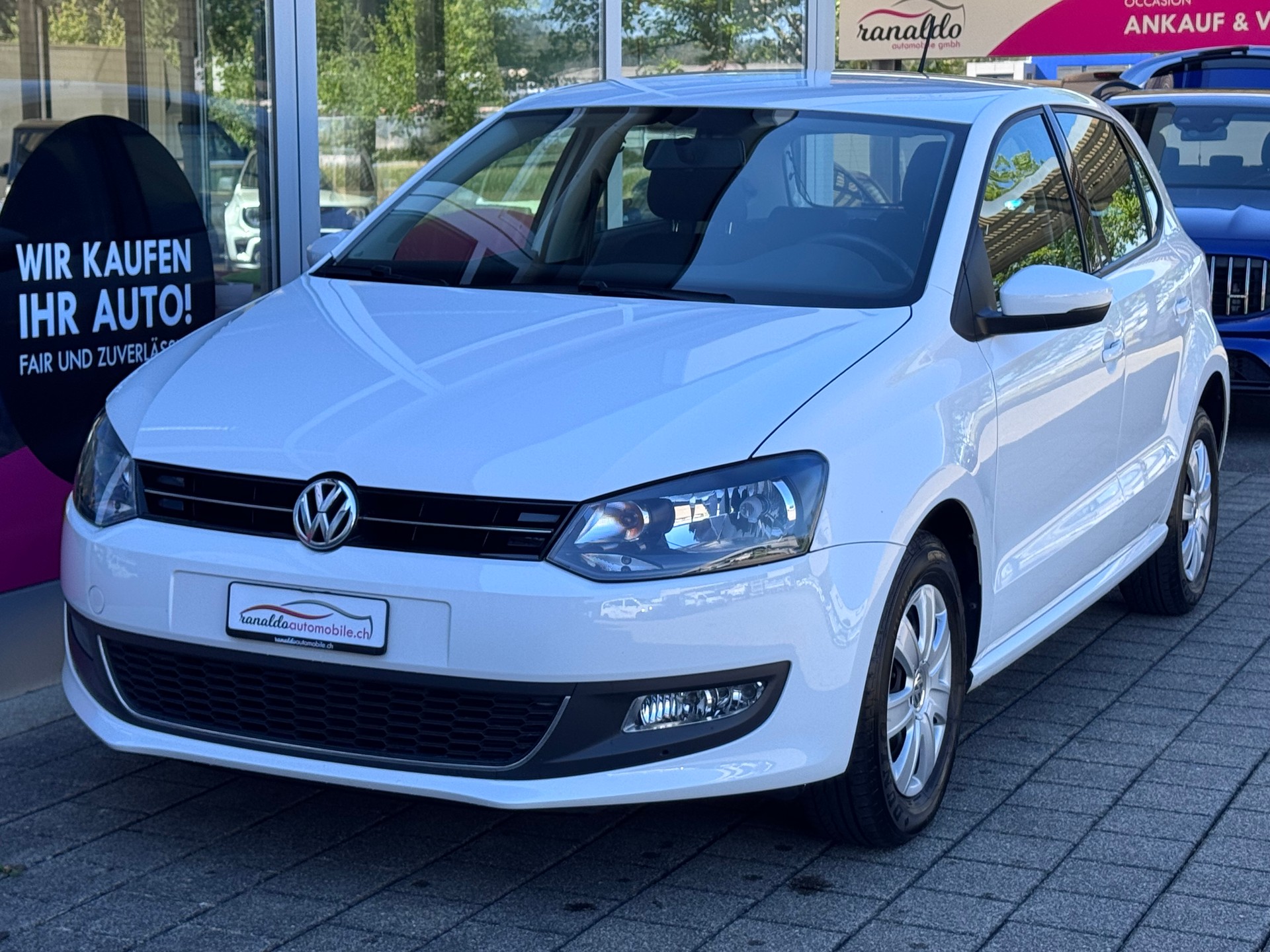 VW Polo 1.2 12V Trendline+Klimaanlage+Radio/CD+El.Fensterheber+ZV mit Fernbedienung+5-Türig+Frisch ab MFK / Service+-showroom-element-1