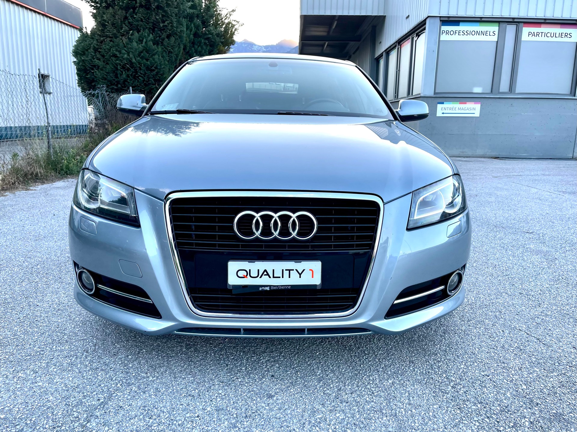 AUDI A3 Sportback 2.0 TFSI Ambition S-tronic-image-28