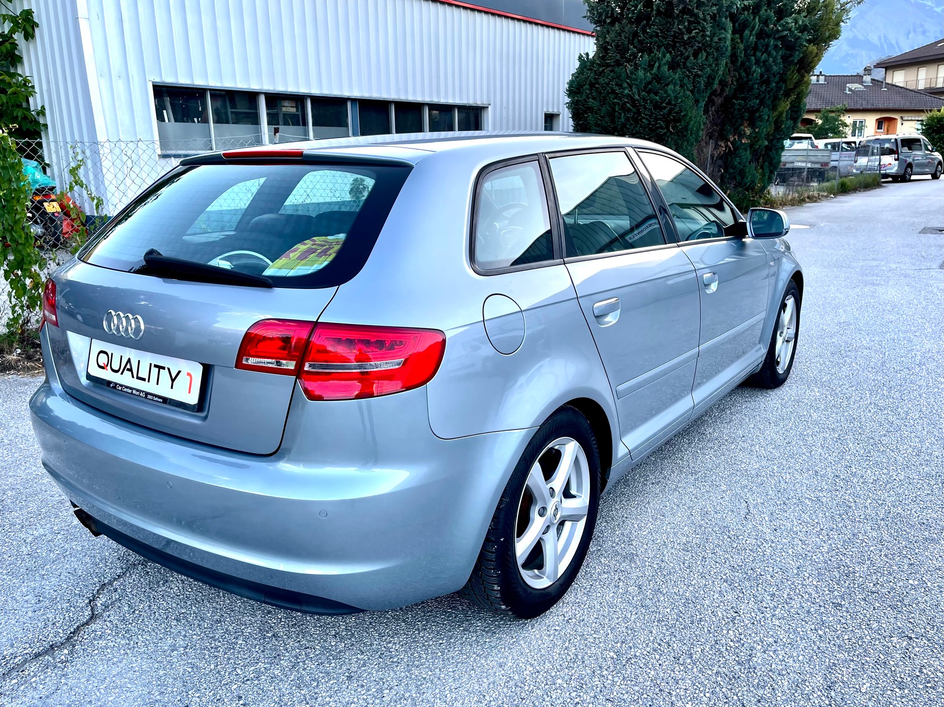 AUDI A3 Sportback 2.0 TFSI Ambition S-tronic-image-4