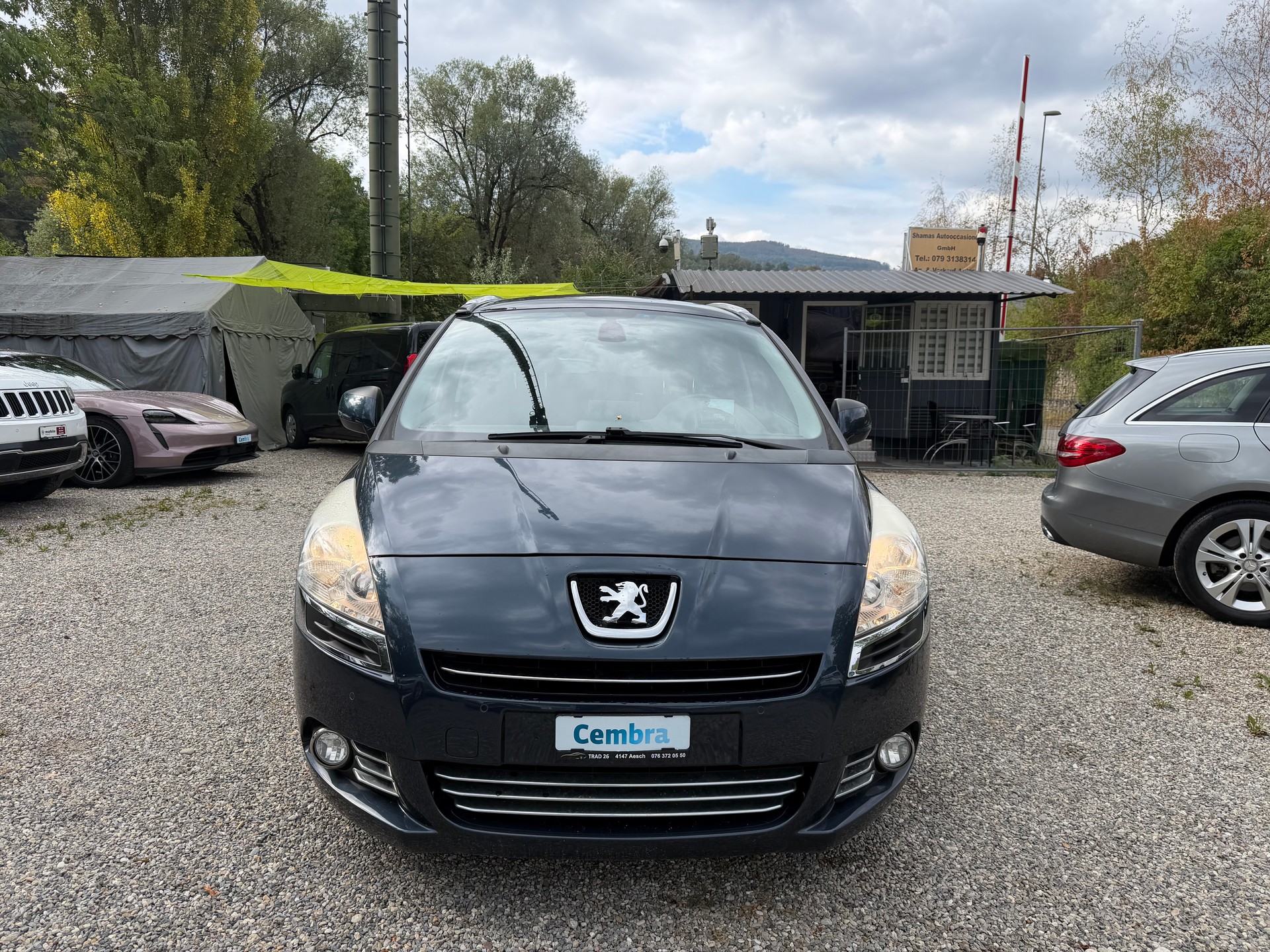 PEUGEOT 5008 2.0 HDI Active-image-1