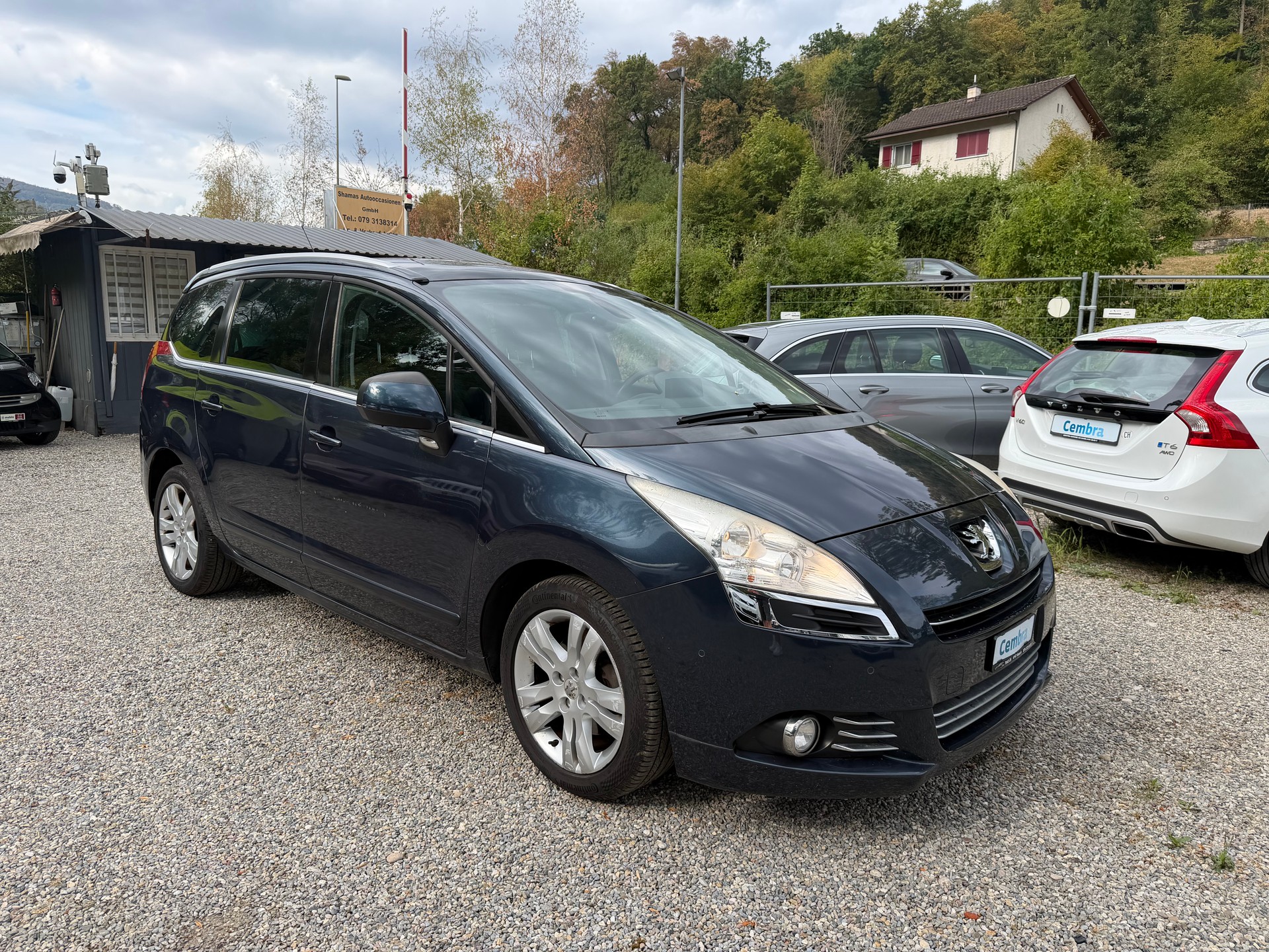 PEUGEOT 5008 2.0 HDI Active-image-0