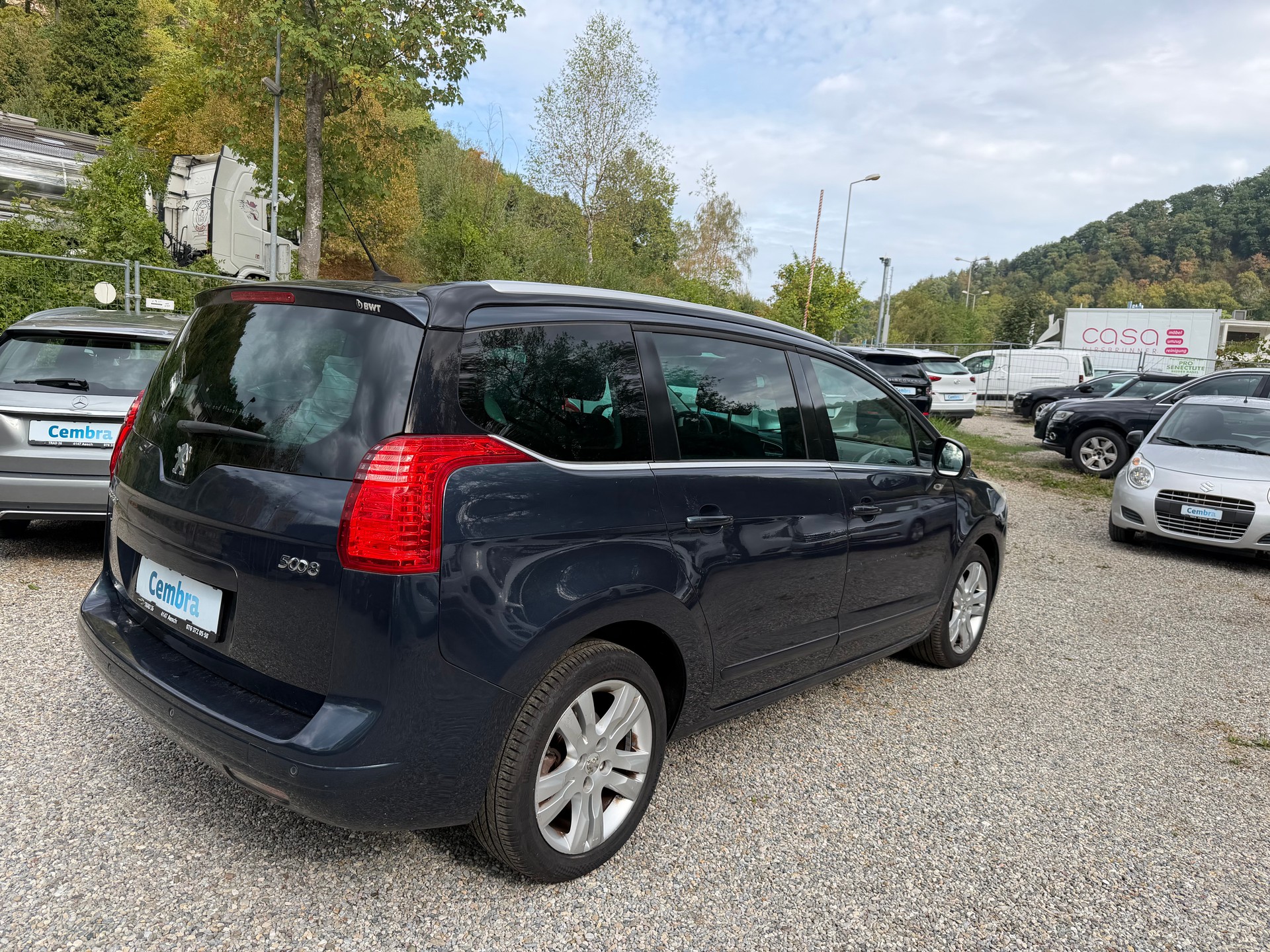PEUGEOT 5008 2.0 HDI Active-image-4