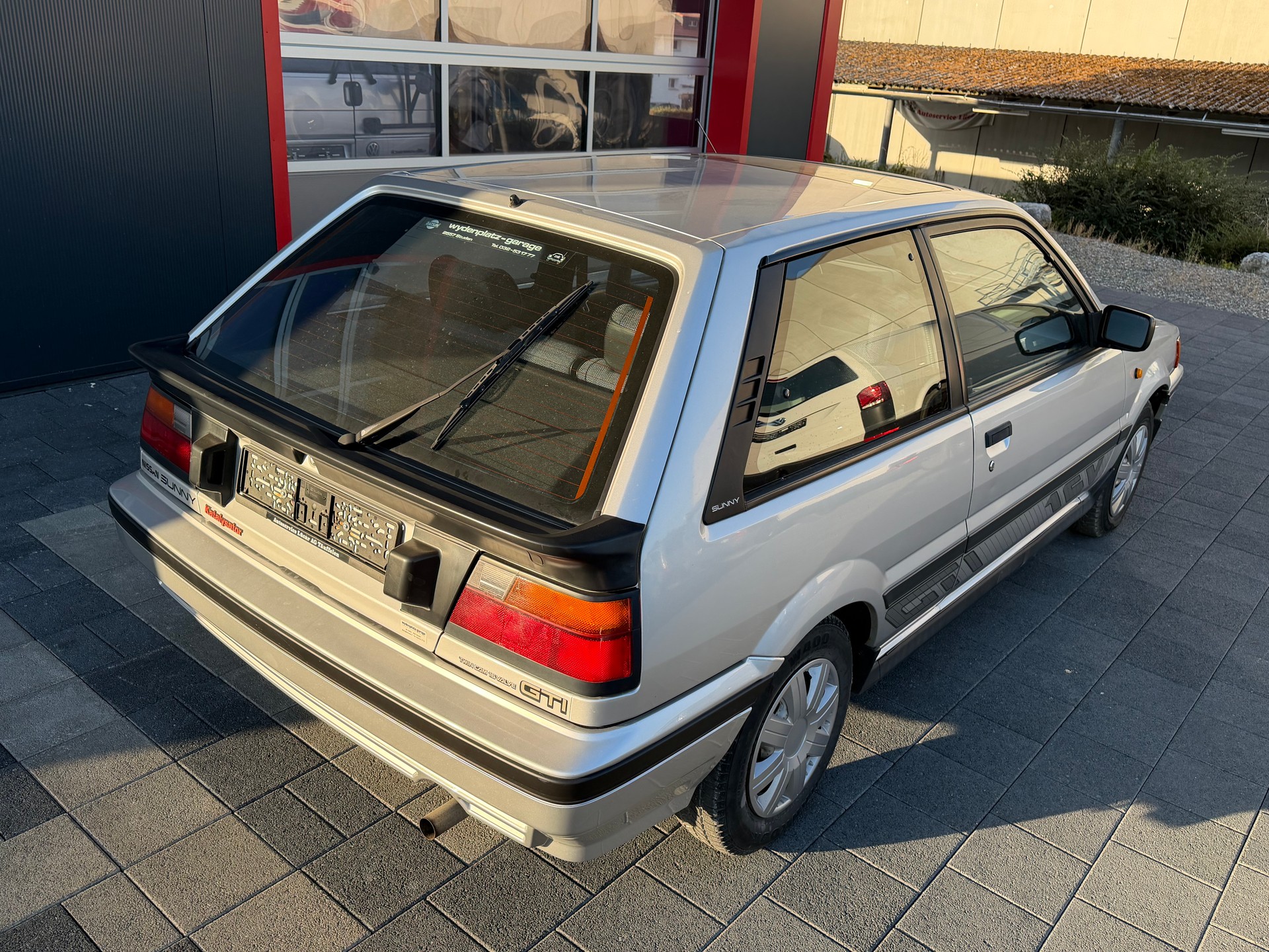 NISSAN Sunny 1.6 GTI 16V-image-2