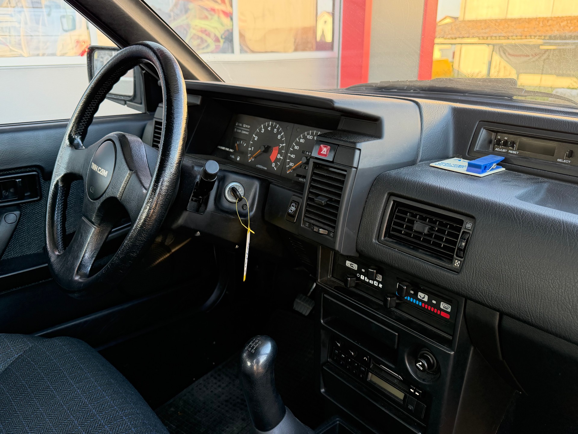 NISSAN Sunny 1.6 GTI 16V-image-10