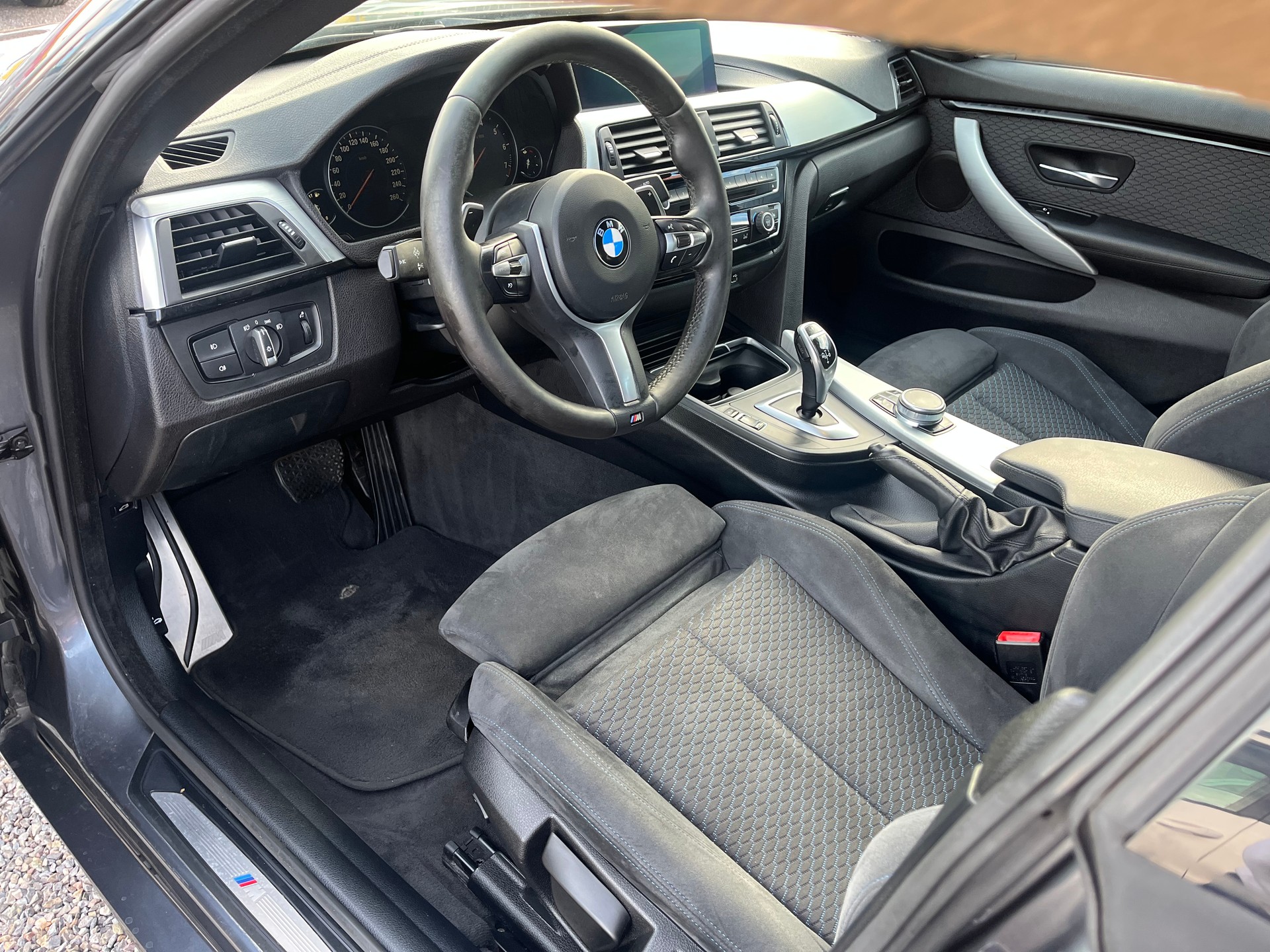 BMW 430i Gran Coupé xDrive M Sport Steptronic-image-10