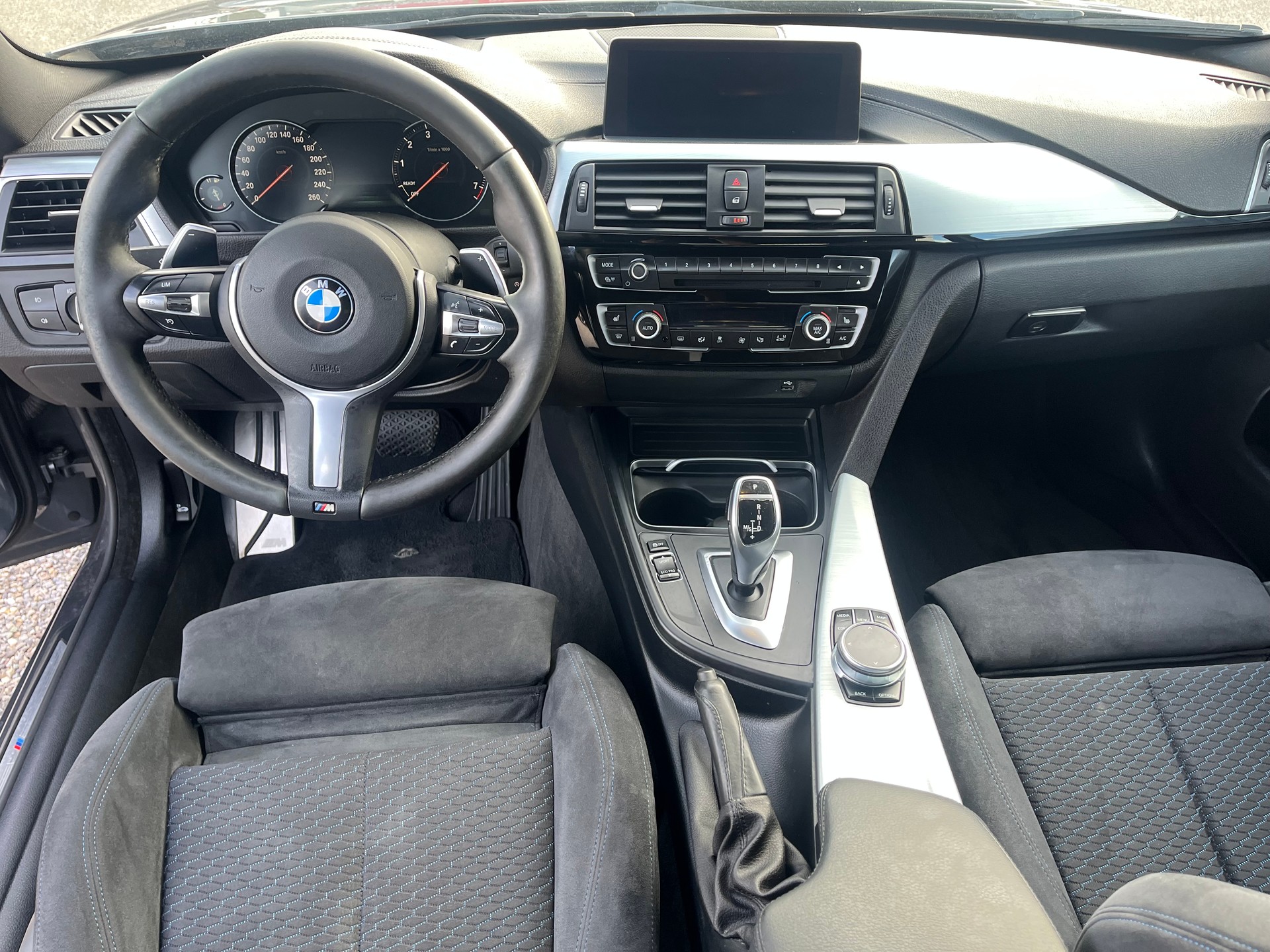 BMW 430i Gran Coupé xDrive M Sport Steptronic-image-15
