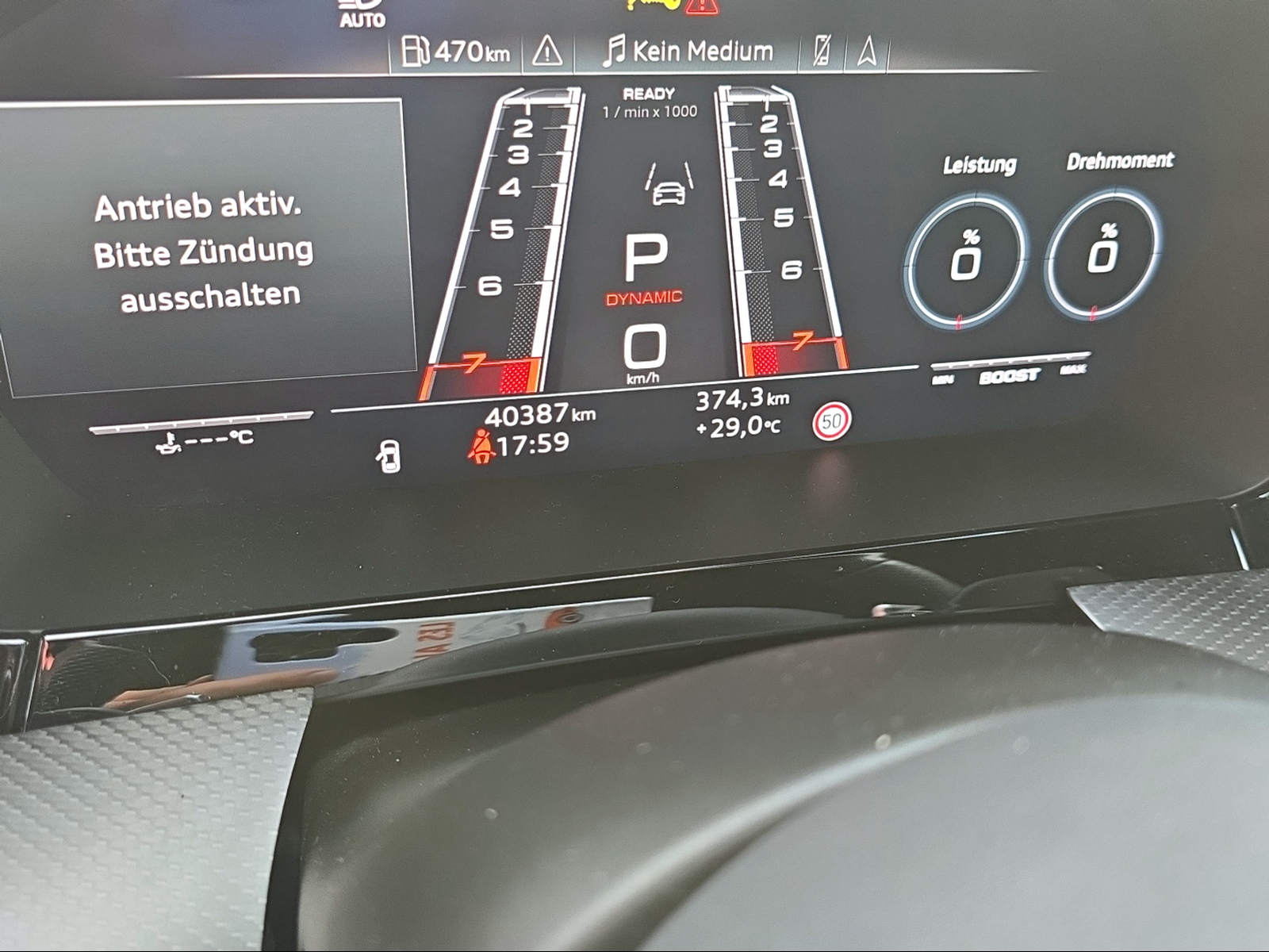 AUDI RS3 Limousine 2.5 TSI quattro S-tronic-image-13