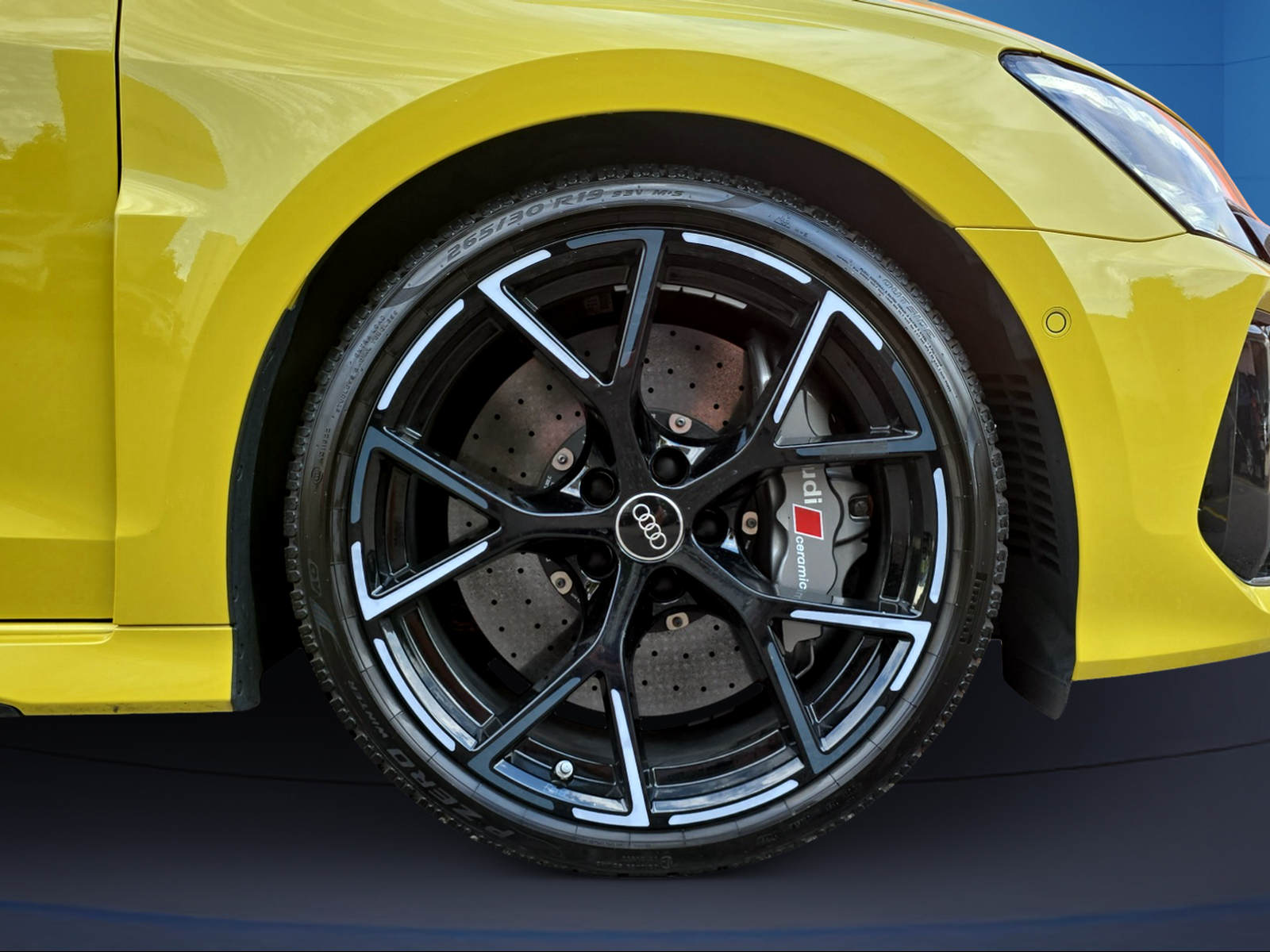 AUDI RS3 Limousine 2.5 TSI quattro S-tronic-image-7