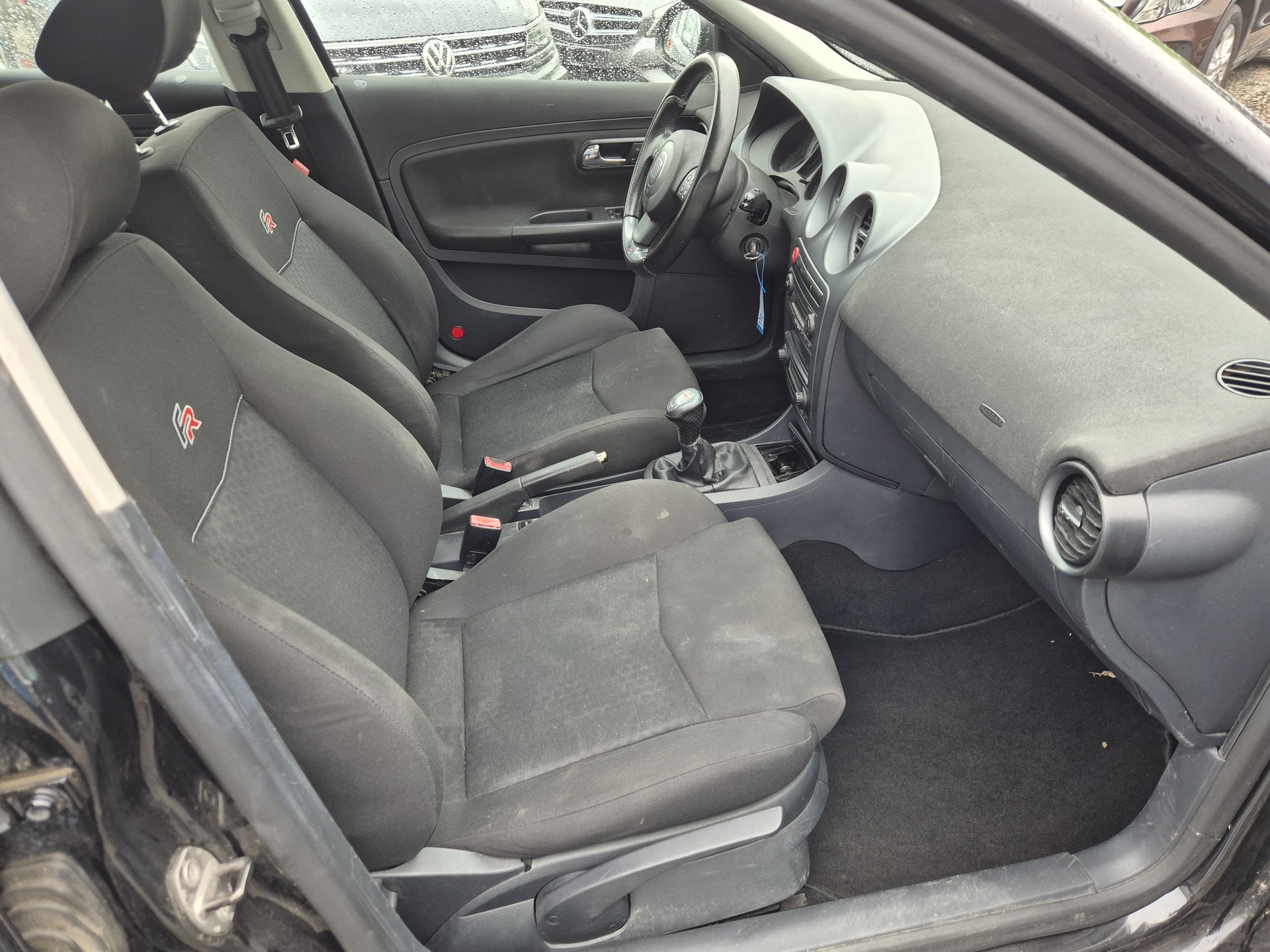 SEAT Ibiza 1.8 20V Turbo FR-image-6