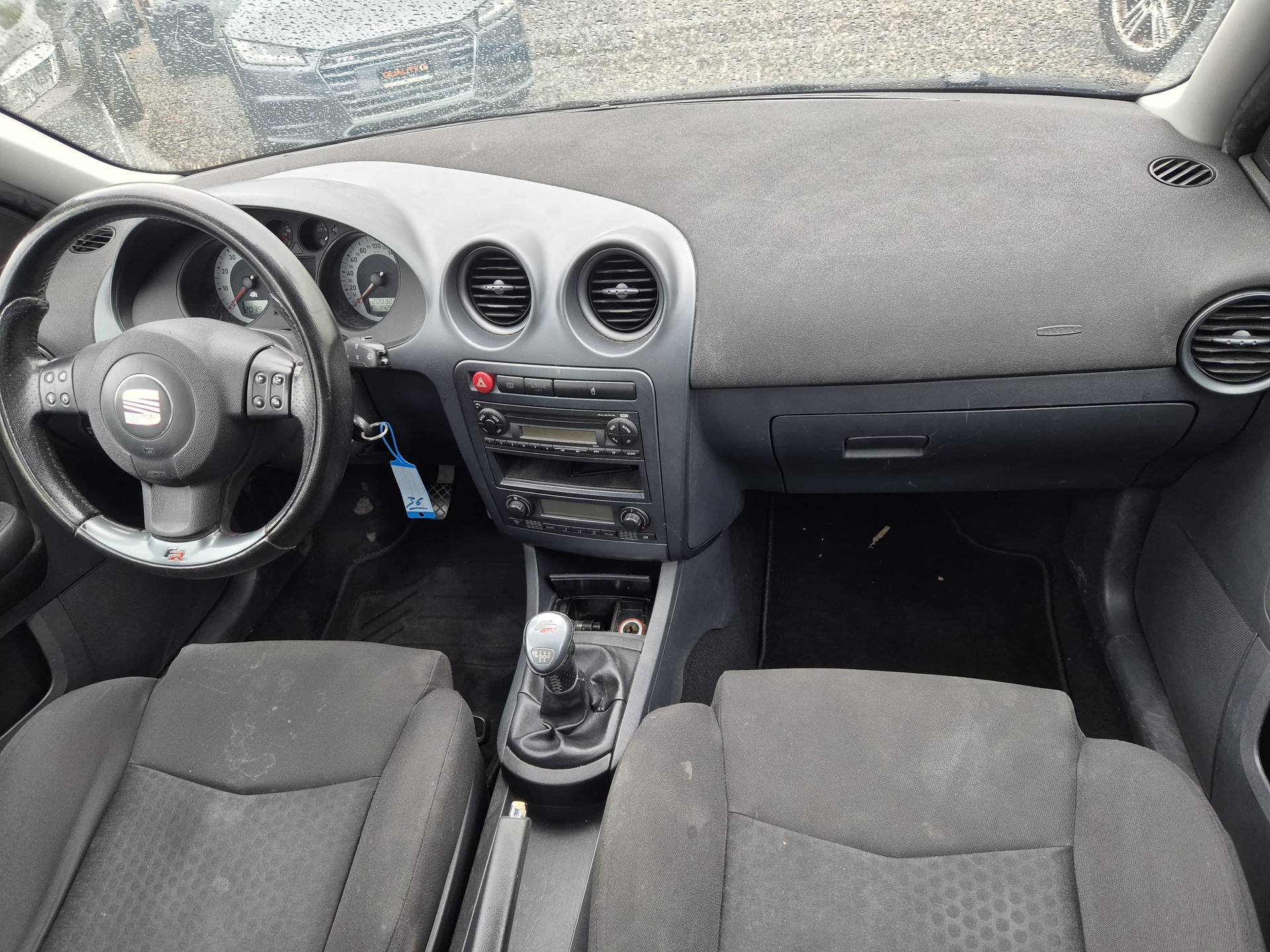 SEAT Ibiza 1.8 20V Turbo FR-image-8