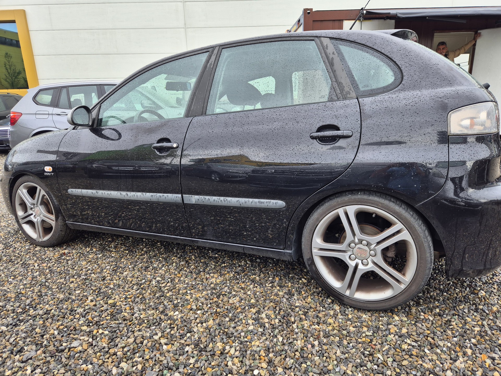 SEAT Ibiza 1.8 20V Turbo FR-image-1