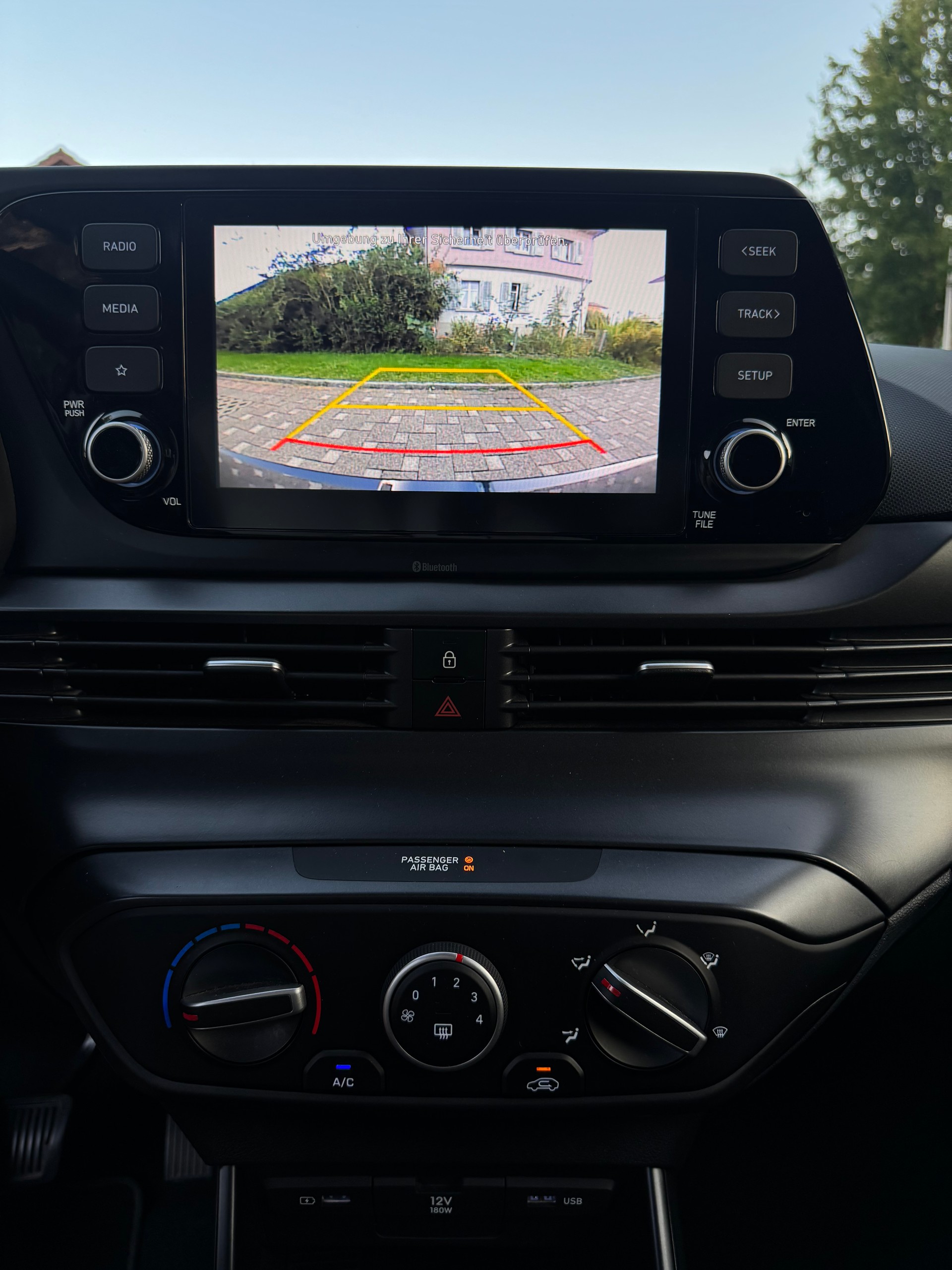 HYUNDAI i20 1.0 T-GDi Amplia DCT-image-8