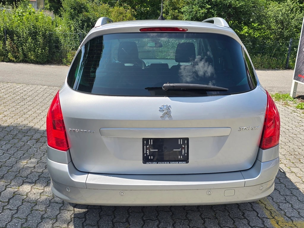 PEUGEOT 308 SW 1.6 16V Turbo Sport Pack Automatic-image-4