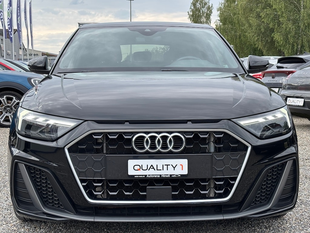 AUDI A1 Sportback 30 TFSI S Line-image-1