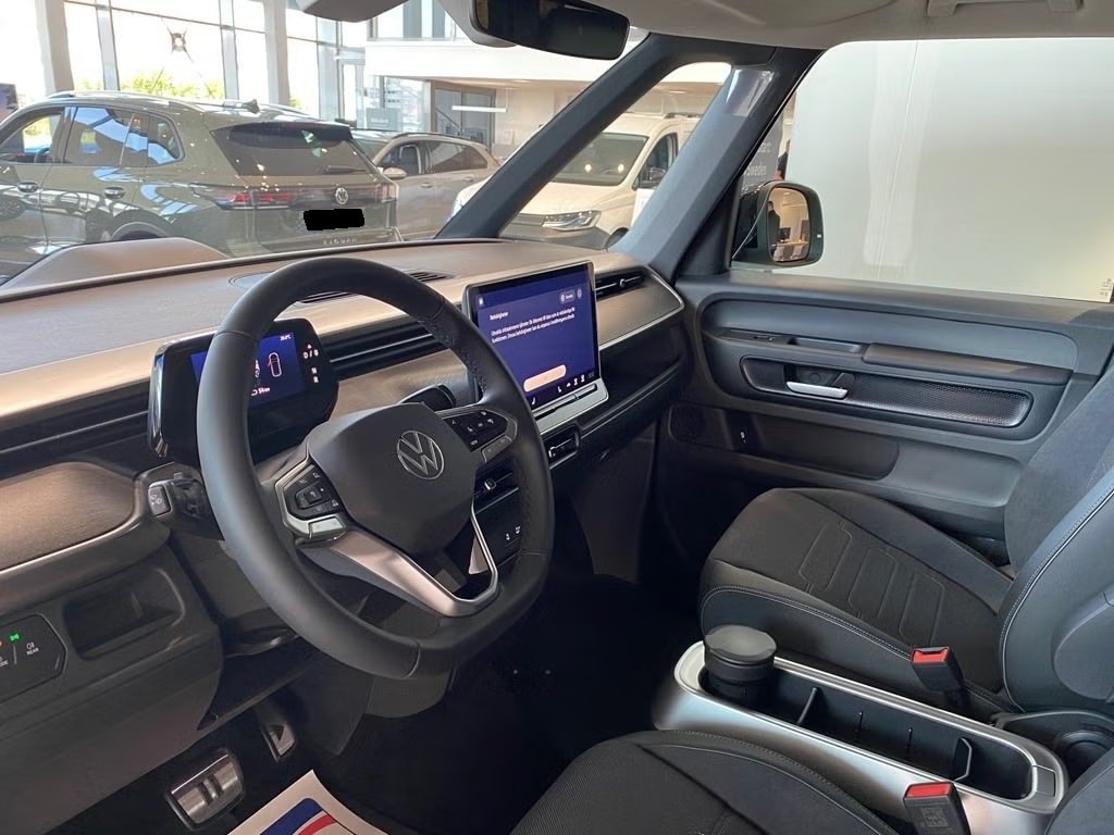 VW ID.Buzz LWB Pro 4 Motion-showroom-element-2