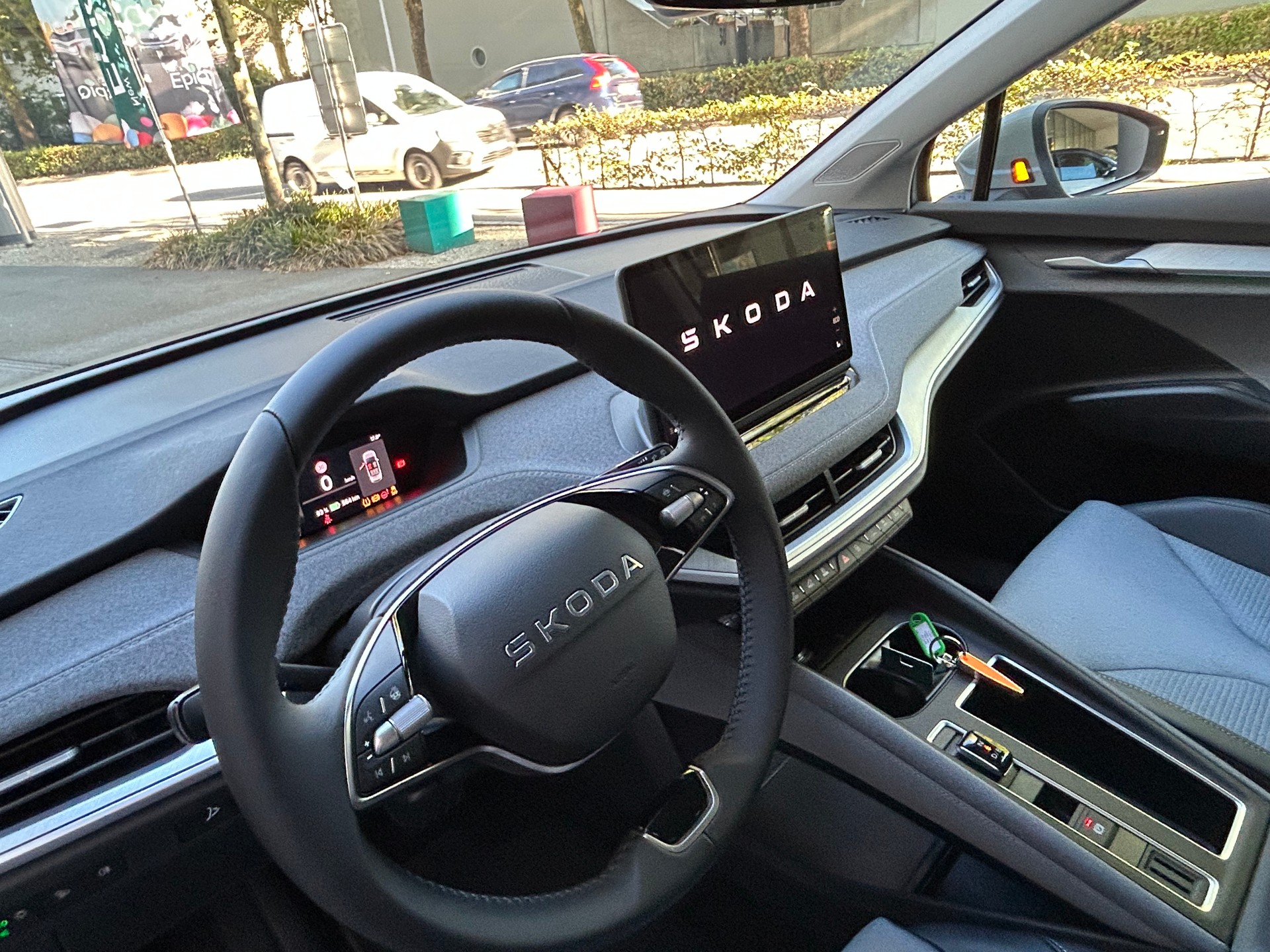 SKODA Enyaq 85x Dynamic 4x4-image-10