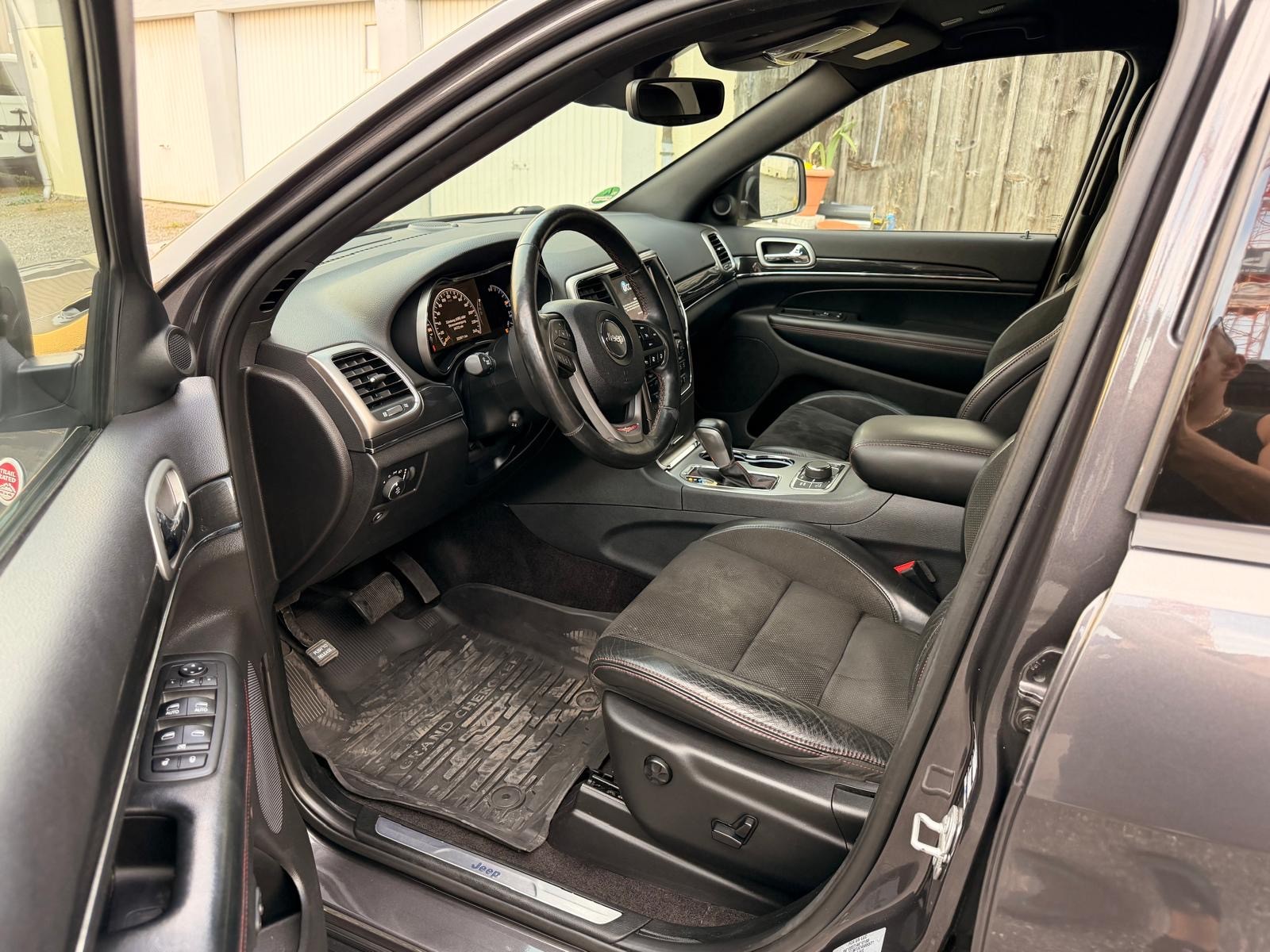 JEEP Grand Cherokee 3.0 CRD Trailhawk Automatic-image-9