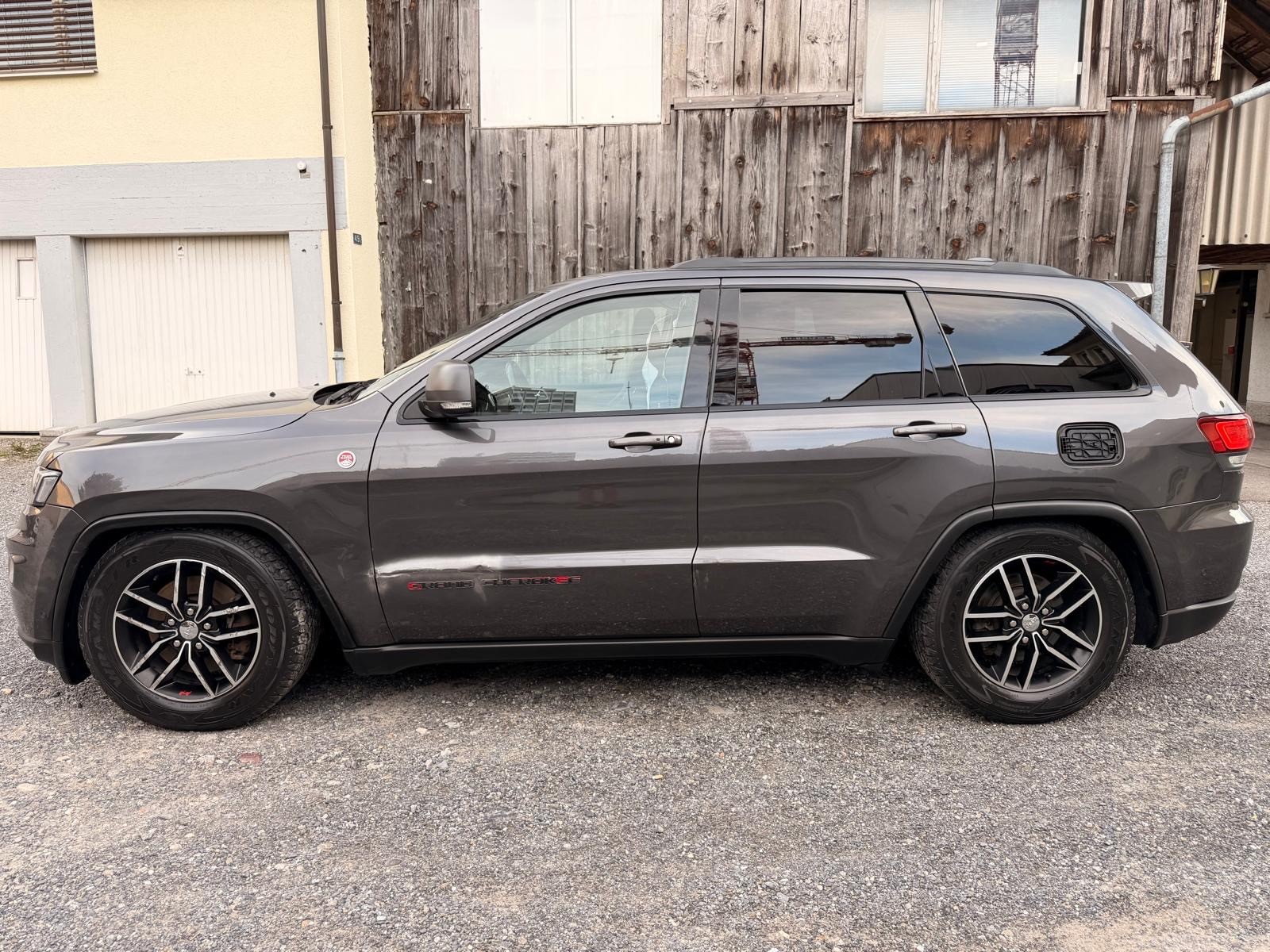 JEEP Grand Cherokee 3.0 CRD Trailhawk Automatic-image-1