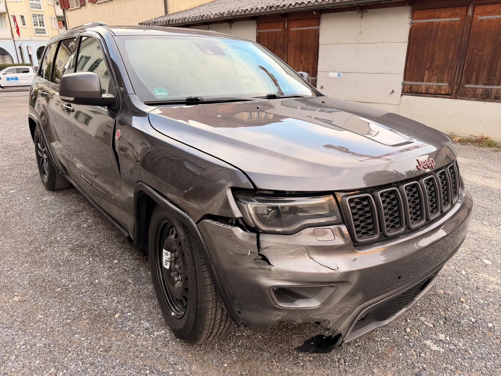 JEEP Grand Cherokee 3.0 CRD Trailhawk Automatic-image-5