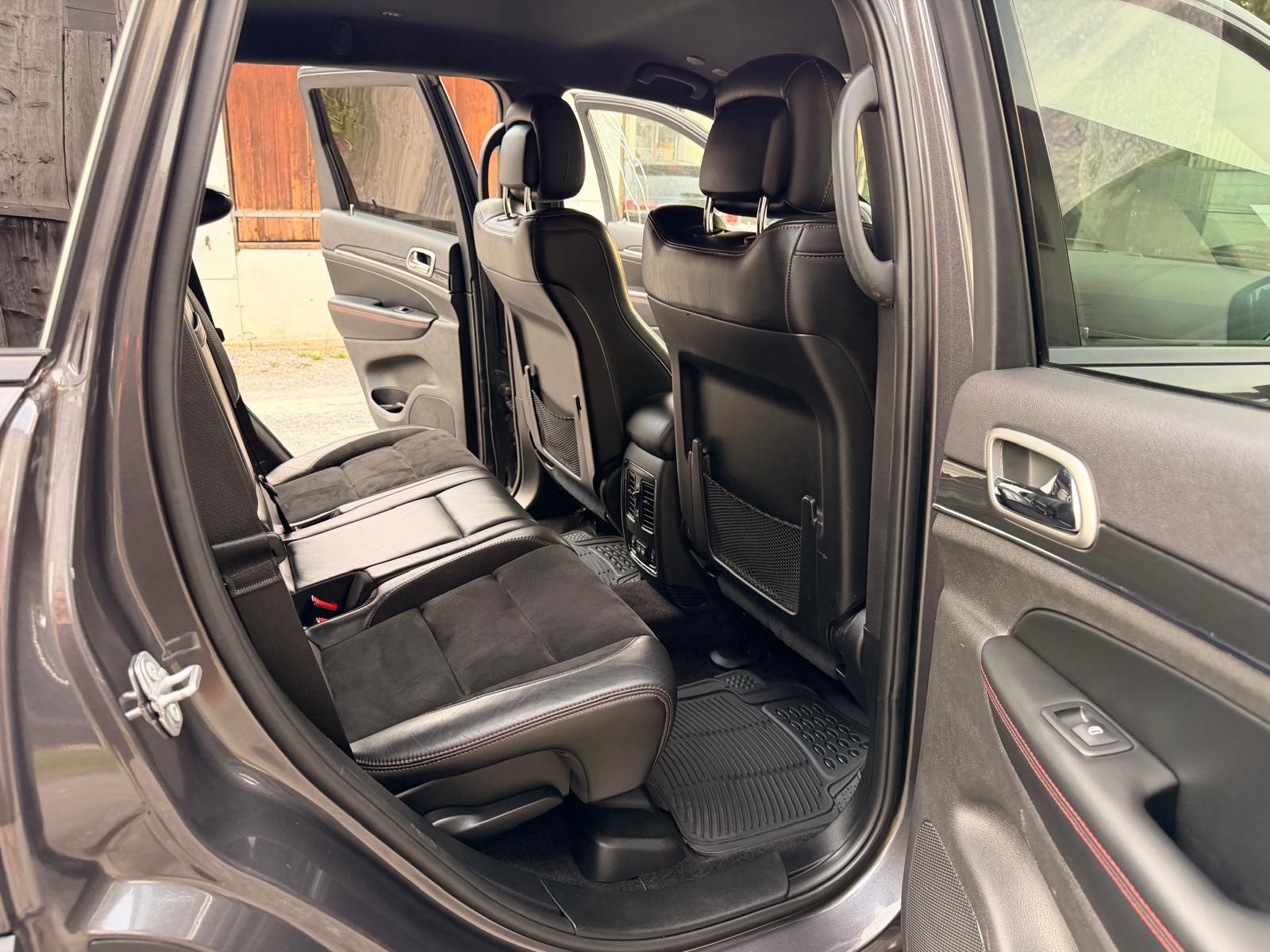 JEEP Grand Cherokee 3.0 CRD Trailhawk Automatic-image-12