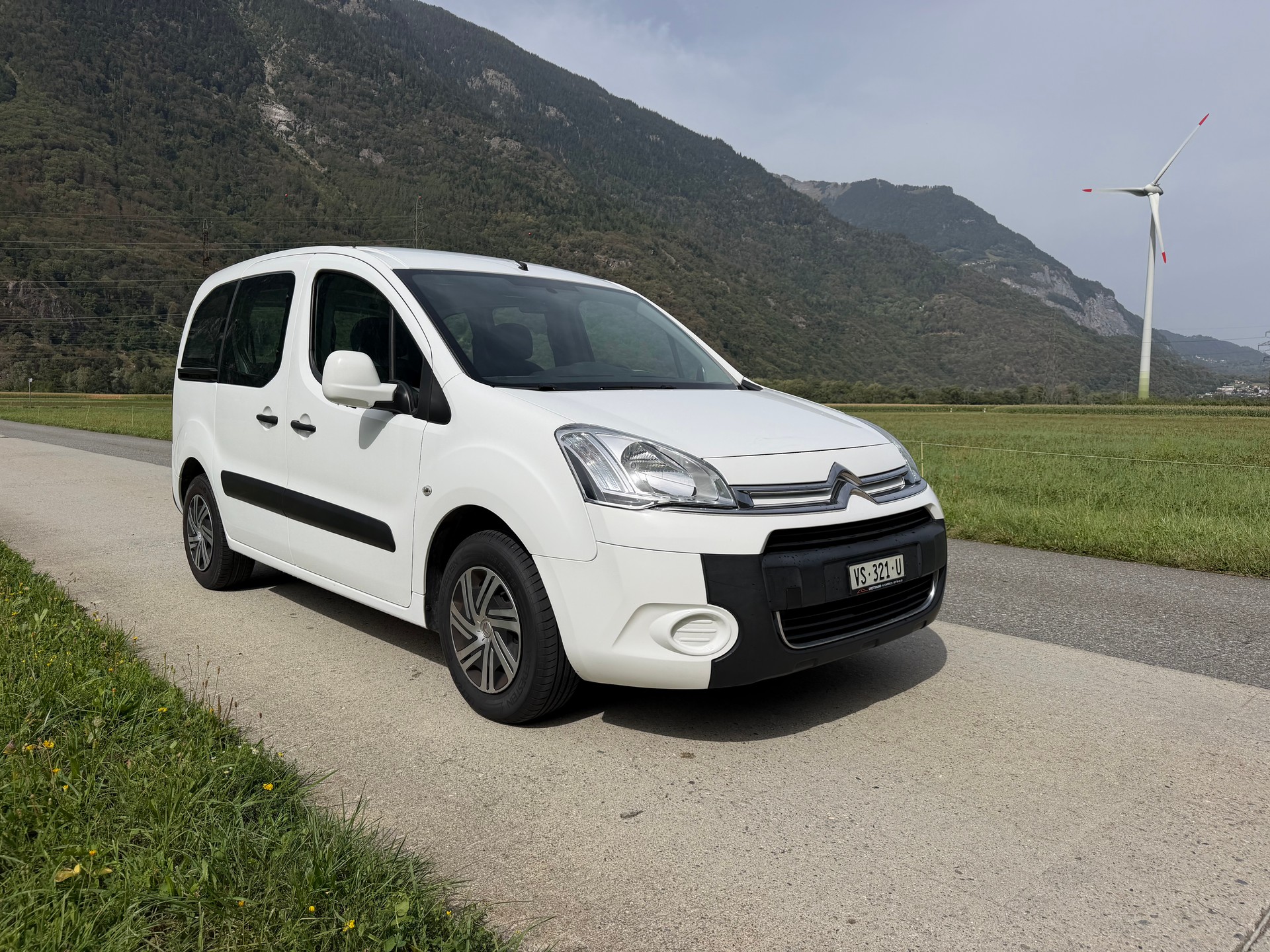 CITROEN Berlingo 1.6 16V XTR-image-0